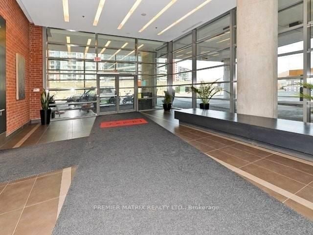 38 Joe Shuster Way #302