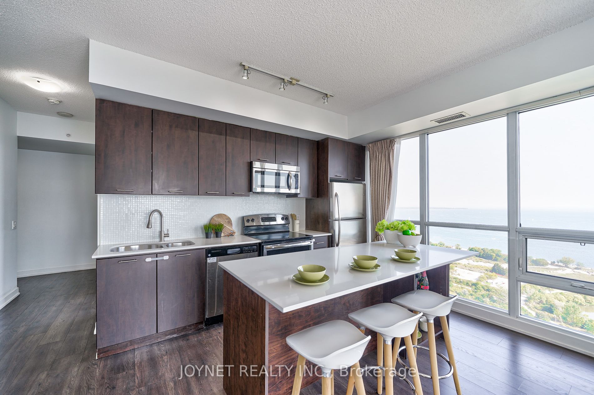 2200 Lake Shore Boulevard W #3801