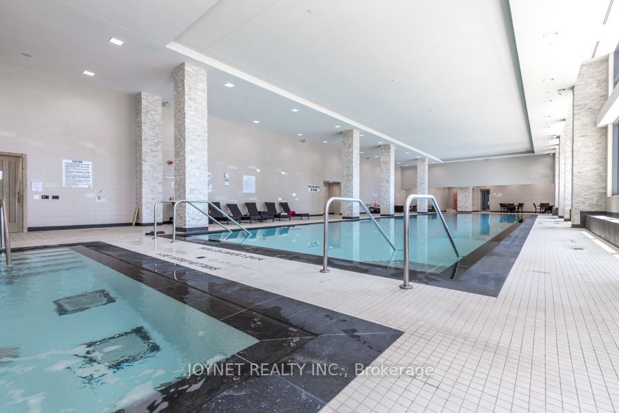 2200 Lake Shore Boulevard W #3801