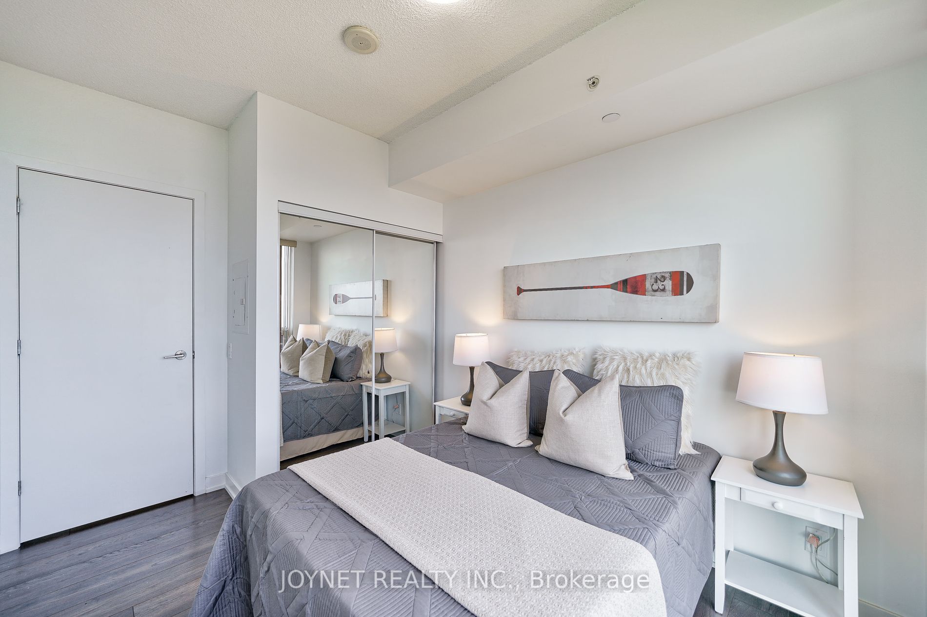 2200 Lake Shore Boulevard W #3801