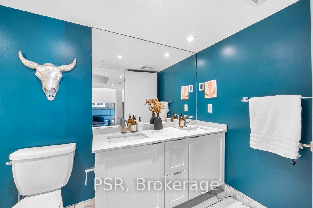 430 Roncesvalles Avenue, #105