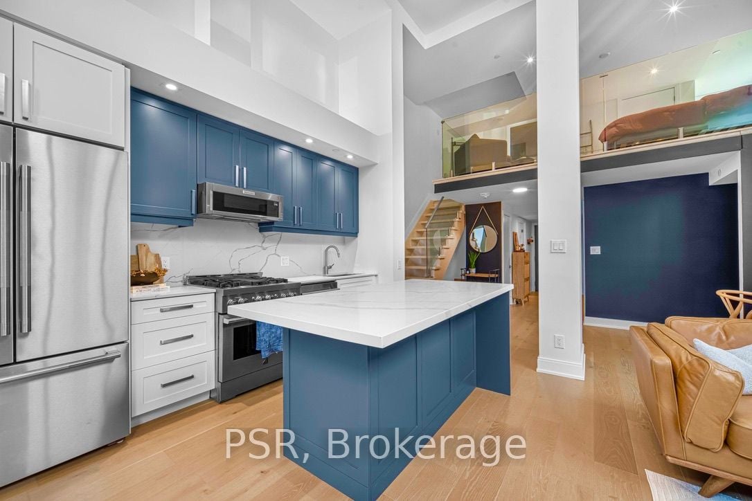 430 Roncesvalles Avenue, #105