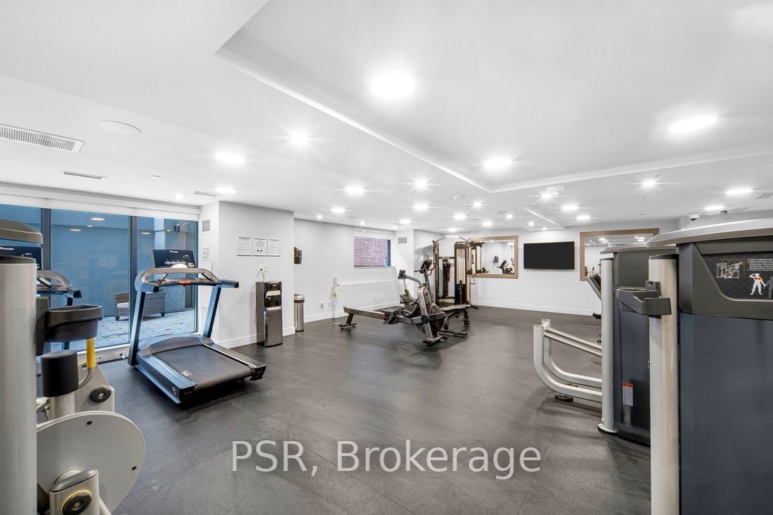 430 Roncesvalles Avenue, #105