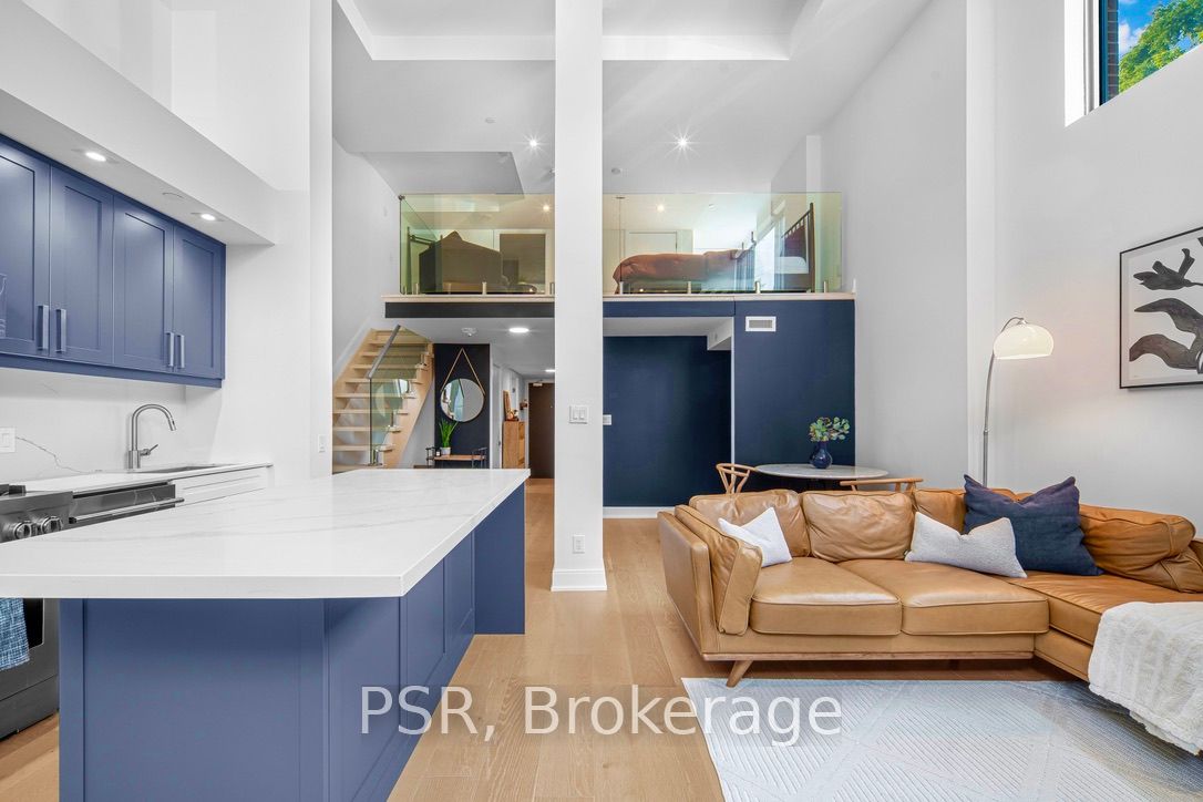 430 Roncesvalles Avenue, #105