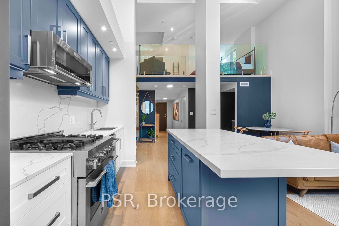 430 Roncesvalles Avenue, #105