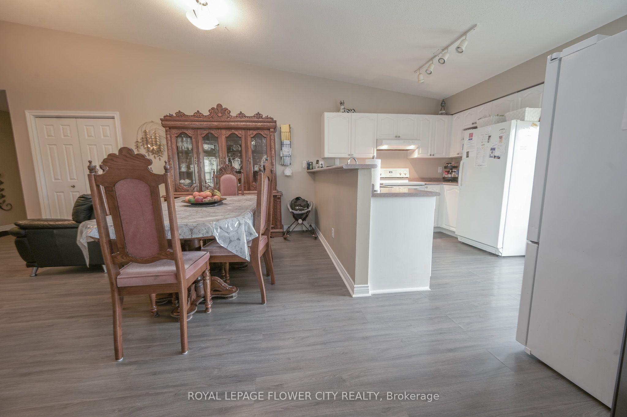 4005 Kilmer Drive, #412