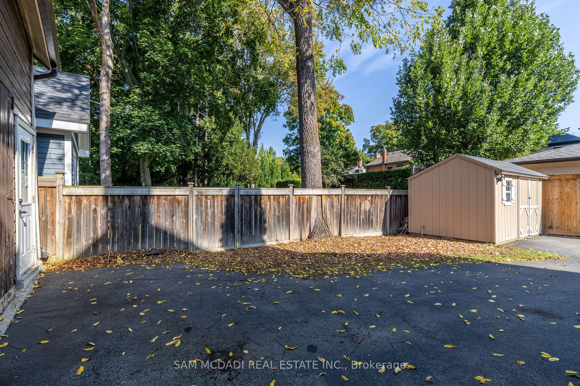 2177 Lakeshore Road