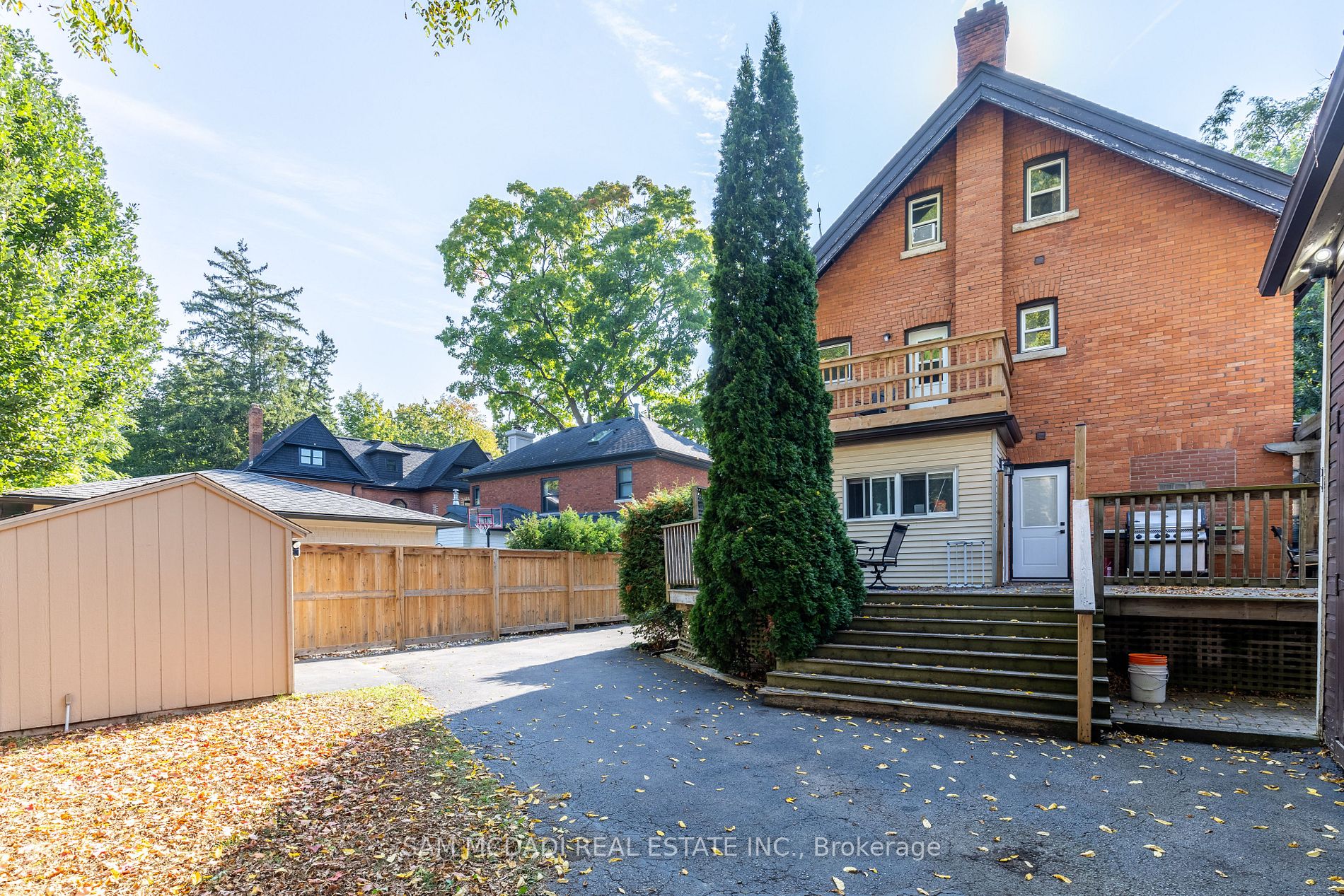 2177 Lakeshore Road