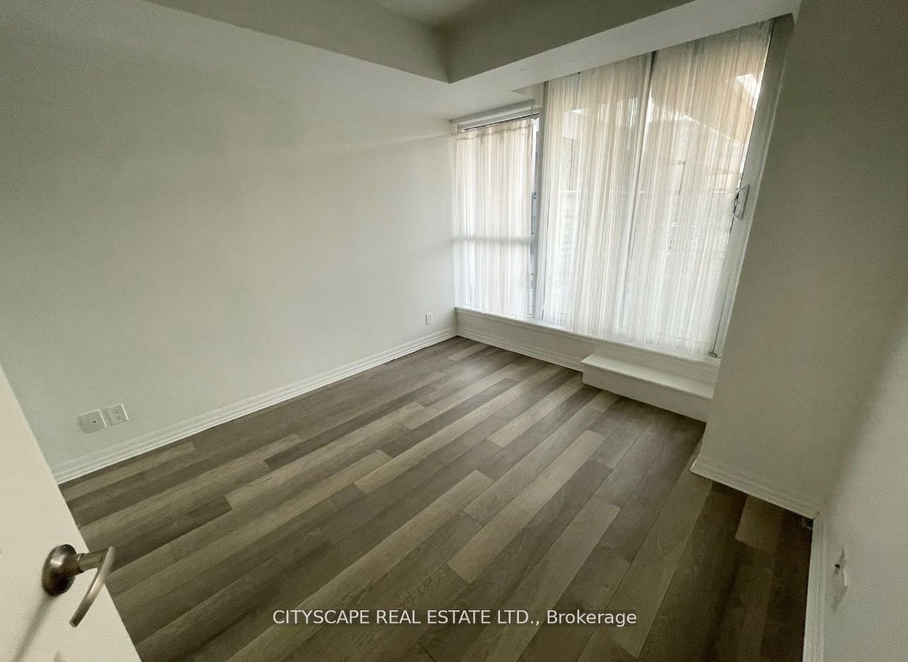 80 Esther Lorrie Drive, #202