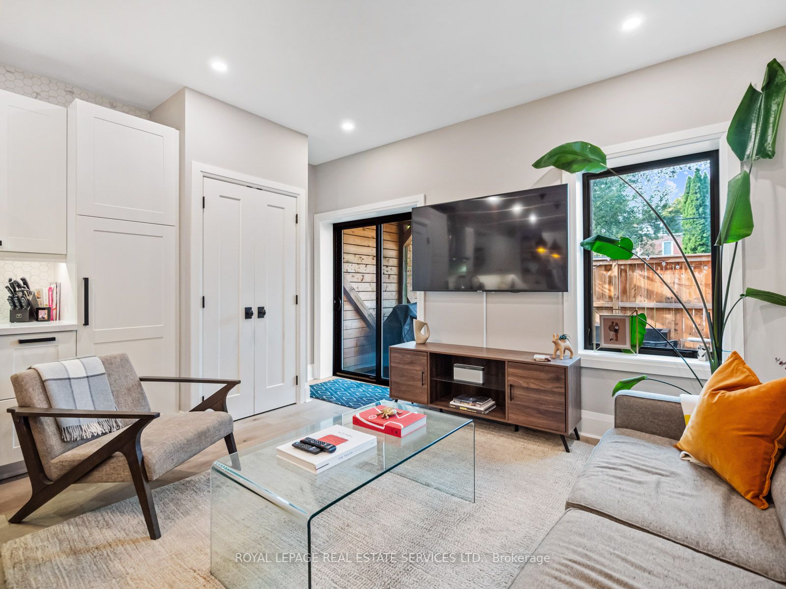 238 Garden Avenue