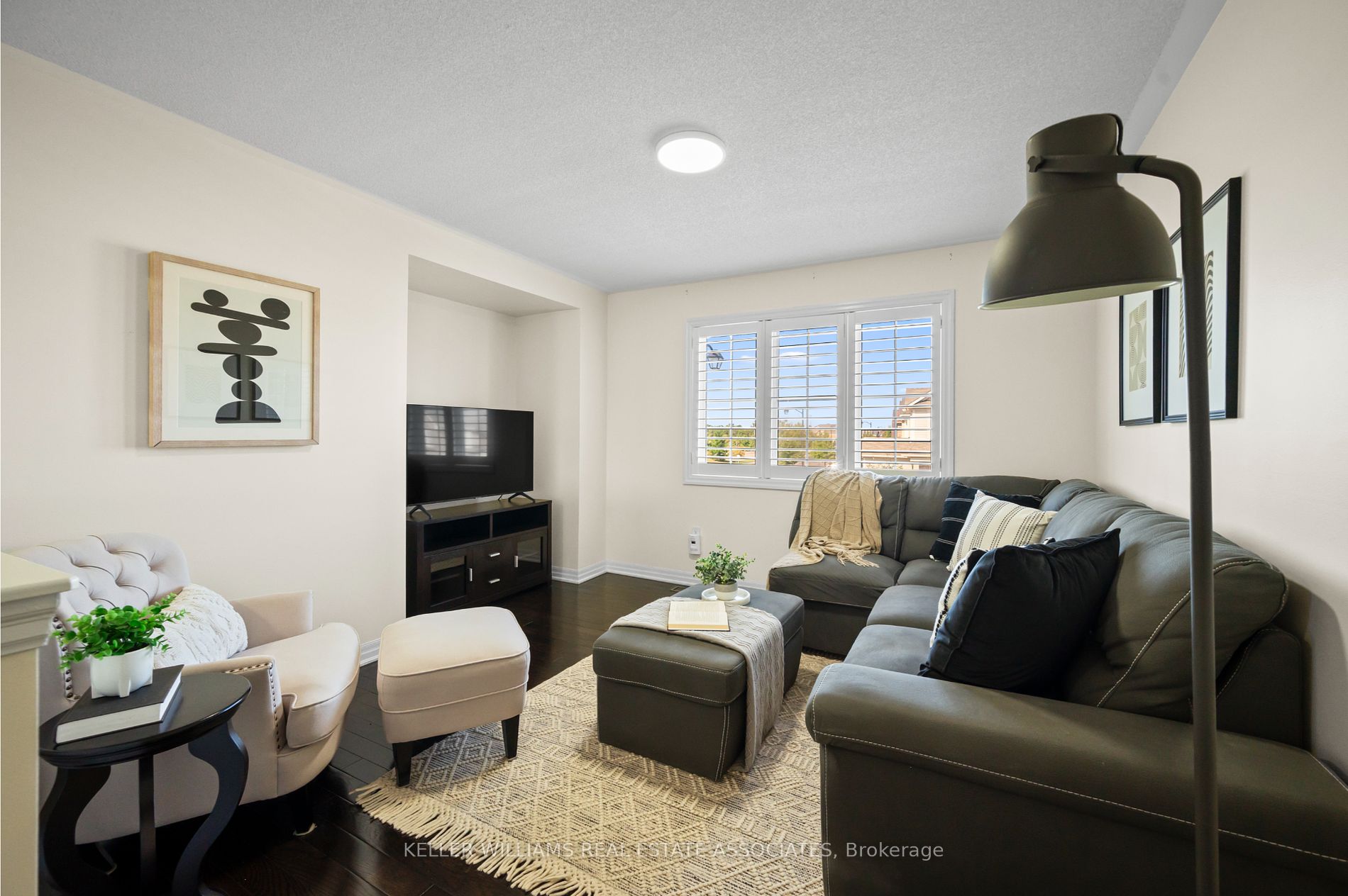 1002 Solomon Court