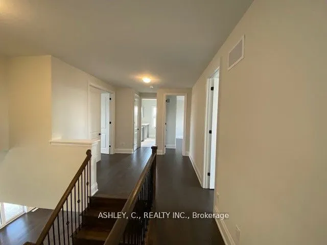 53 Holly Lane