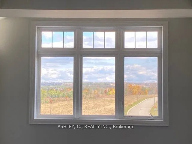 53 Holly Lane