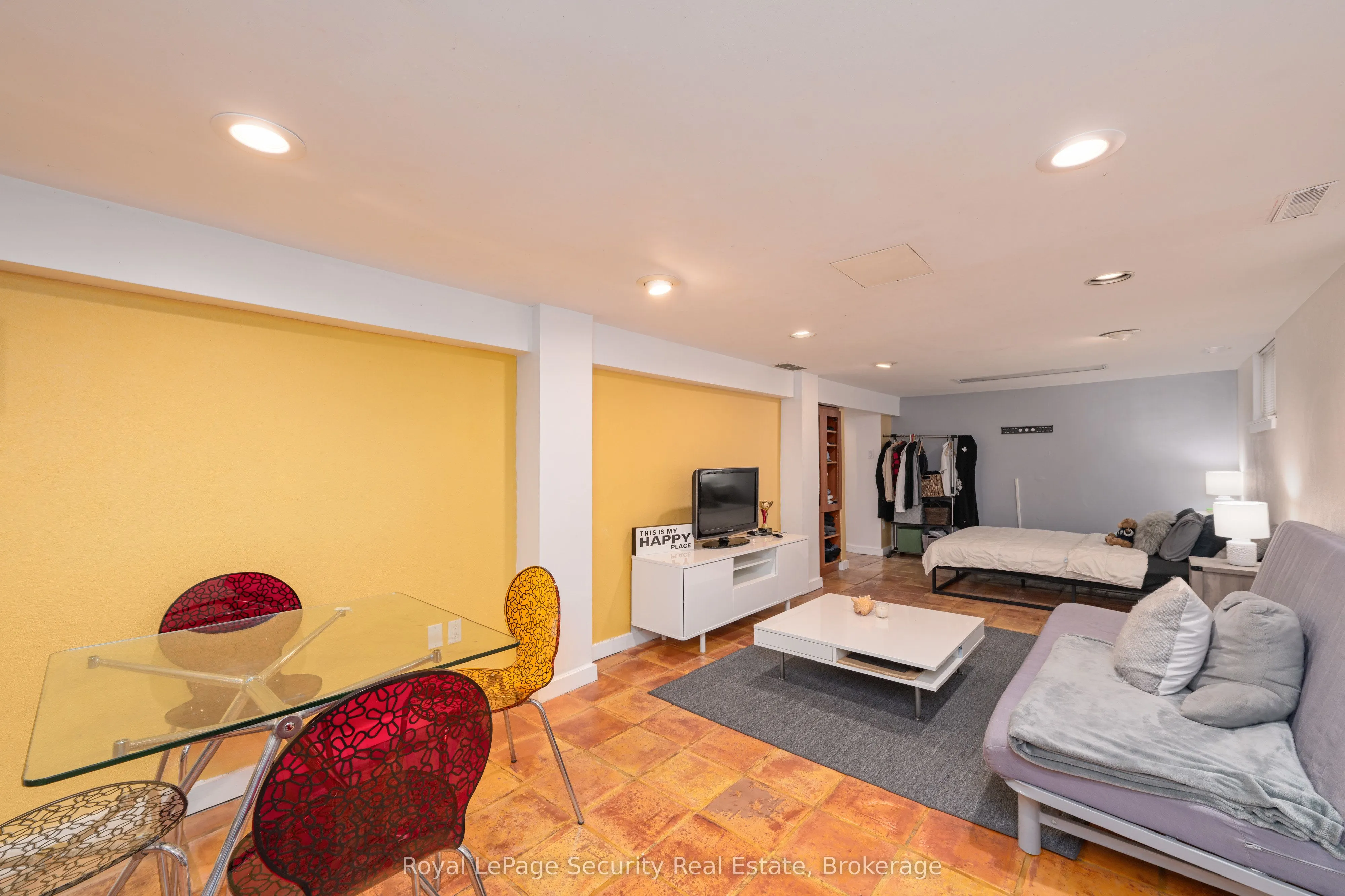 25 Parkchester Road