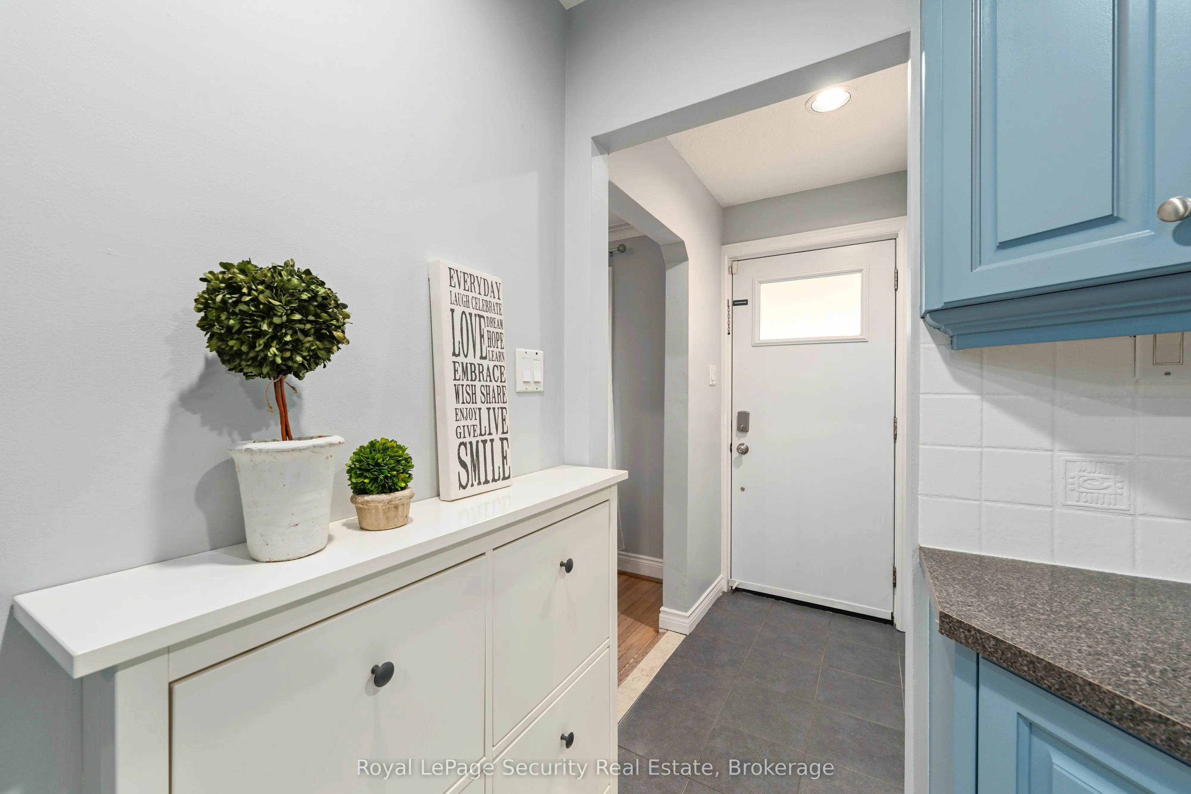 25 Parkchester Road