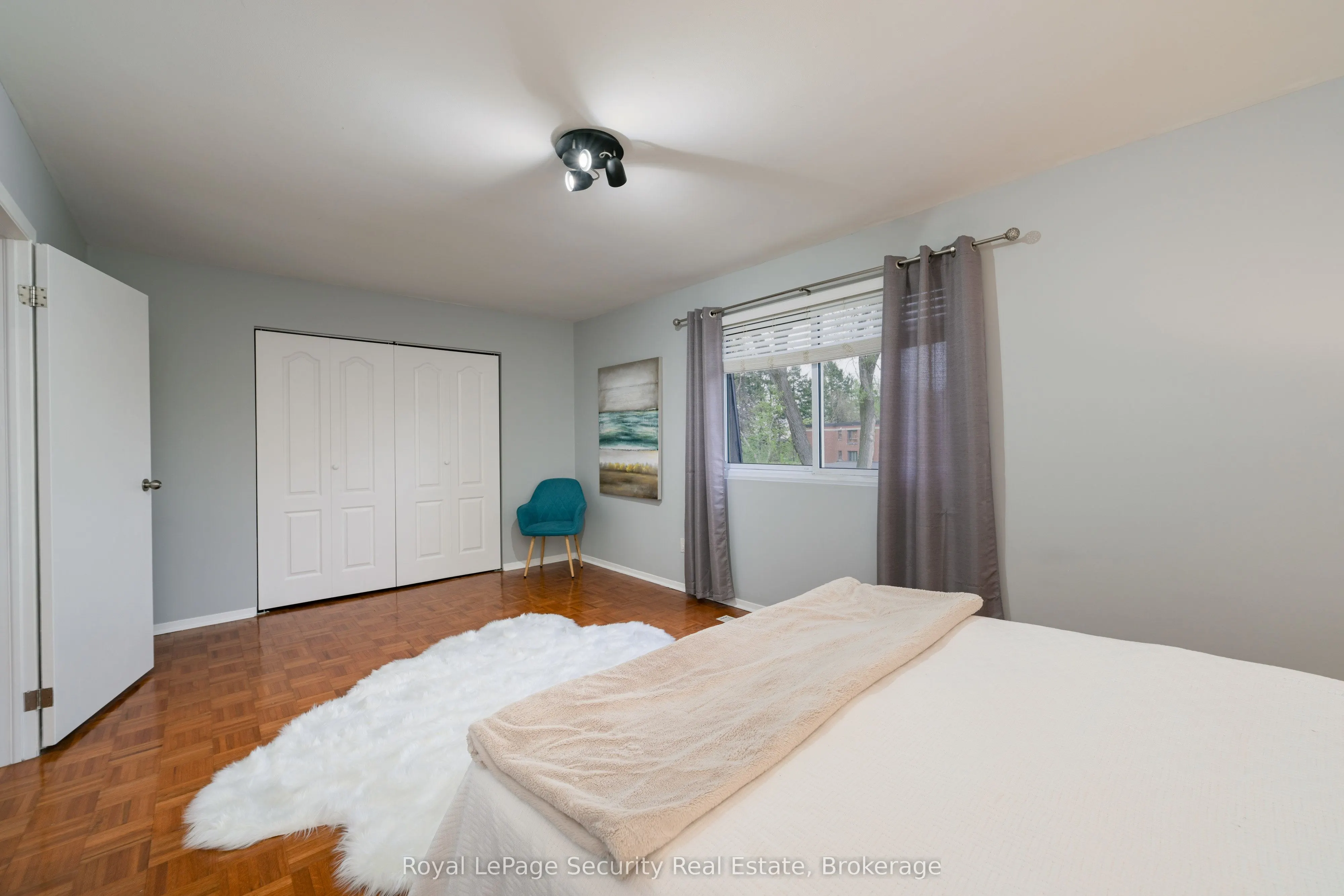 25 Parkchester Road