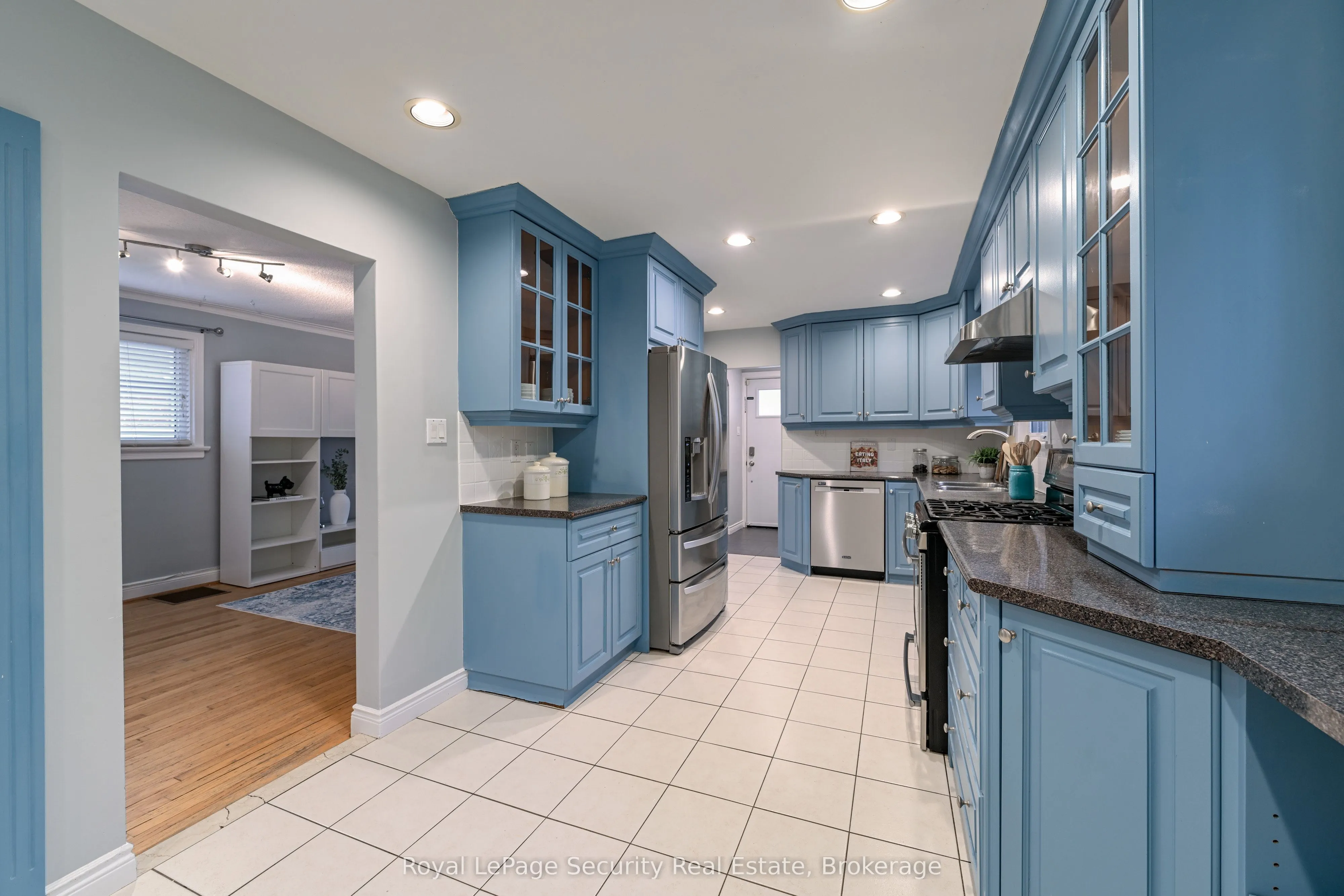 25 Parkchester Road