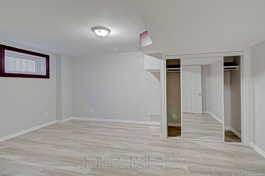 3043 Weston Road