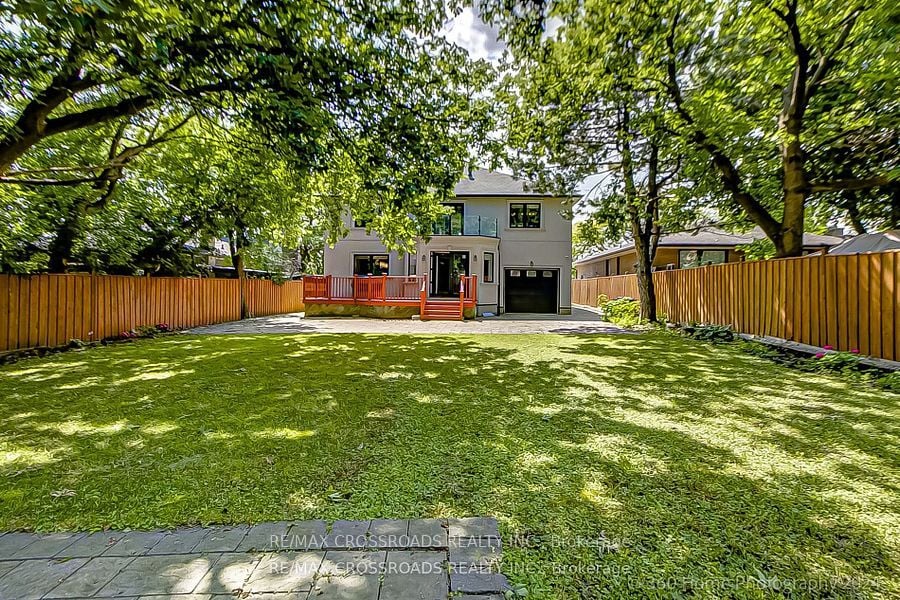 3043 Weston Road