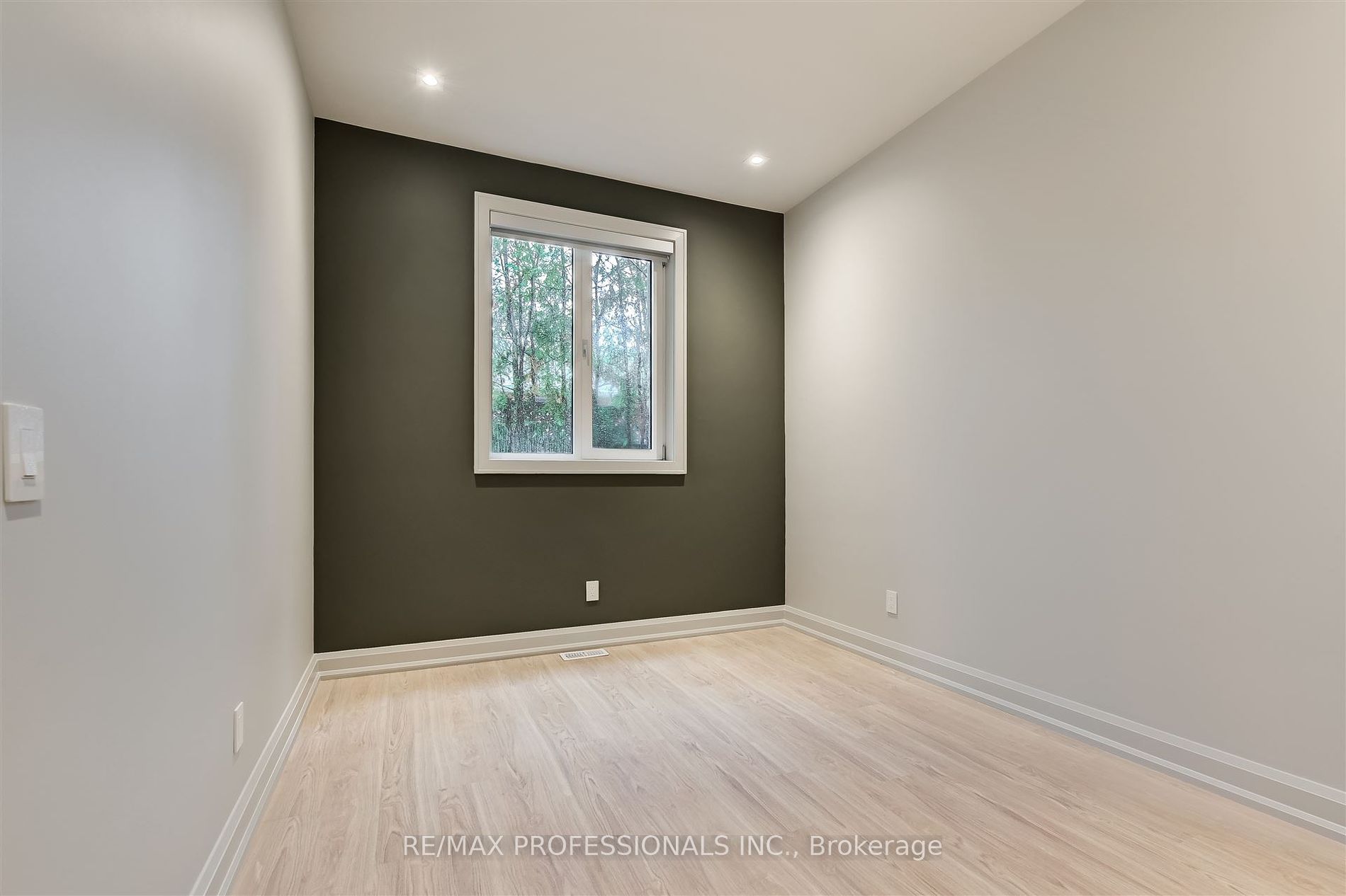 56 Shaver Avenue S, #Garden