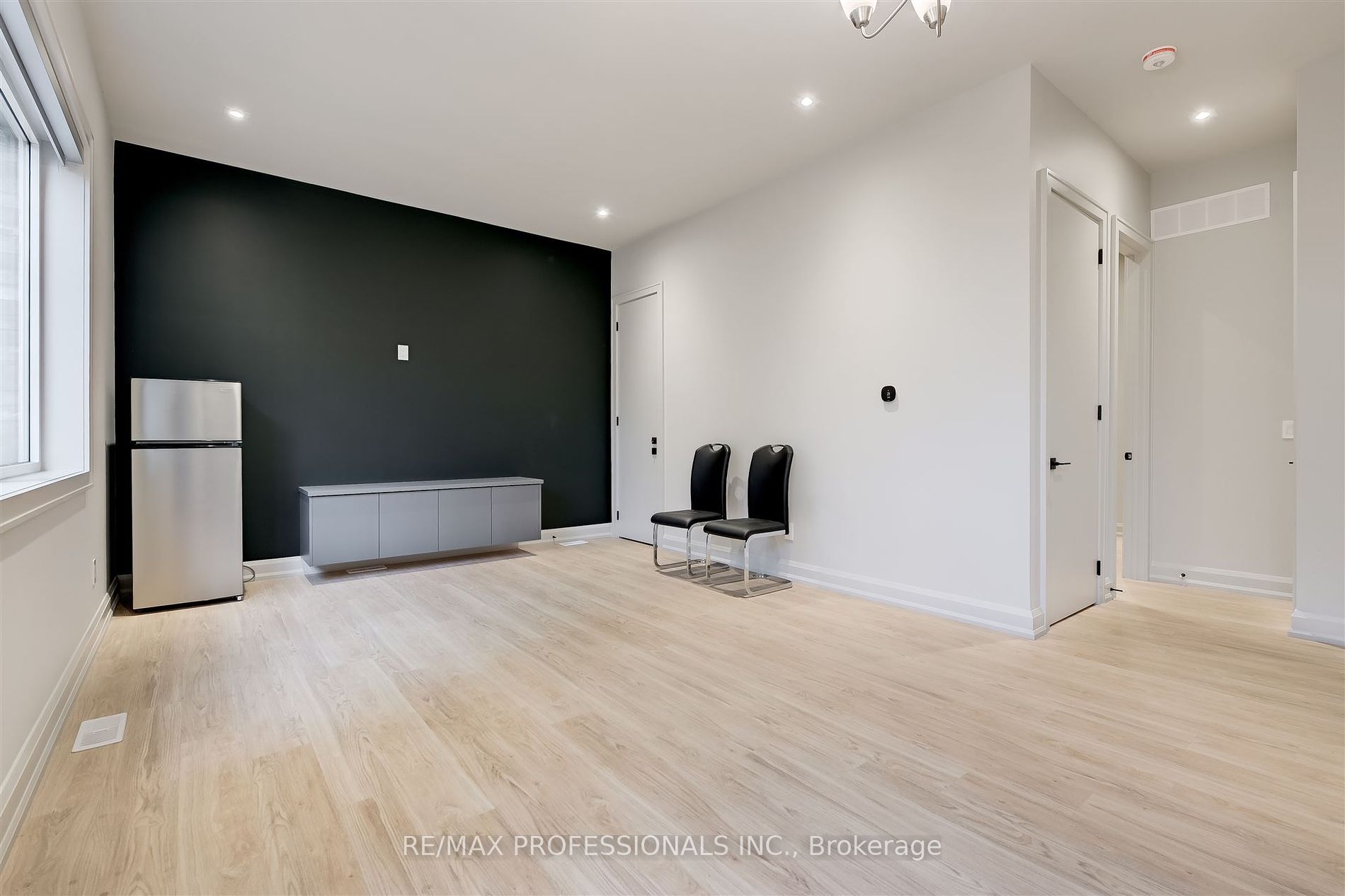 56 Shaver Avenue S, #Garden