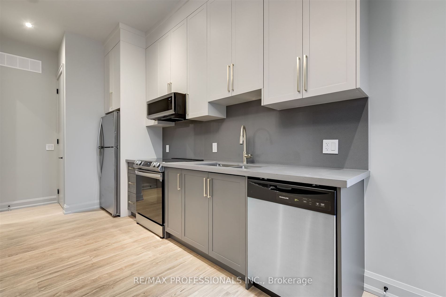 56 Shaver Avenue S, #Garden