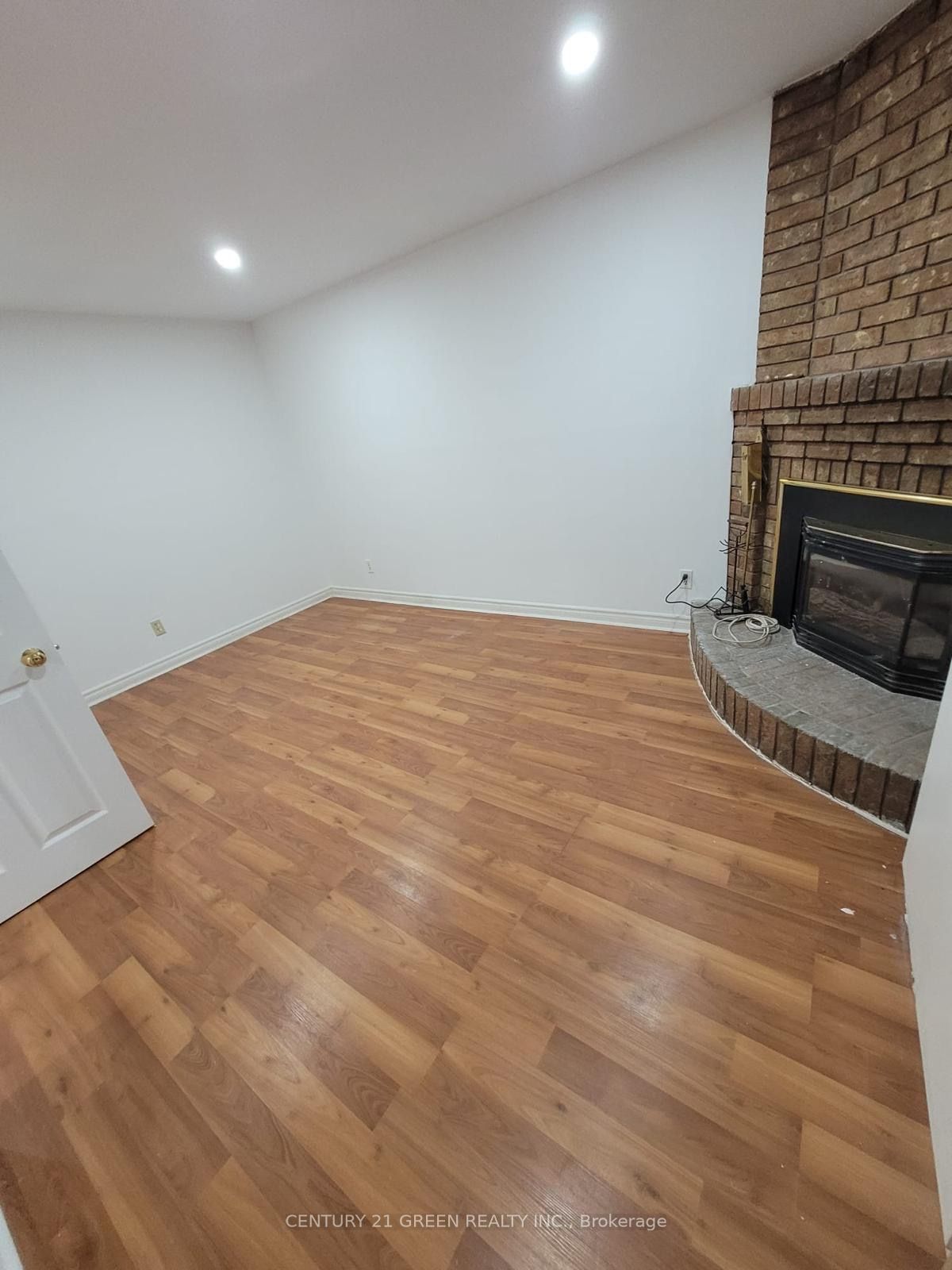 338 Hillside Drive