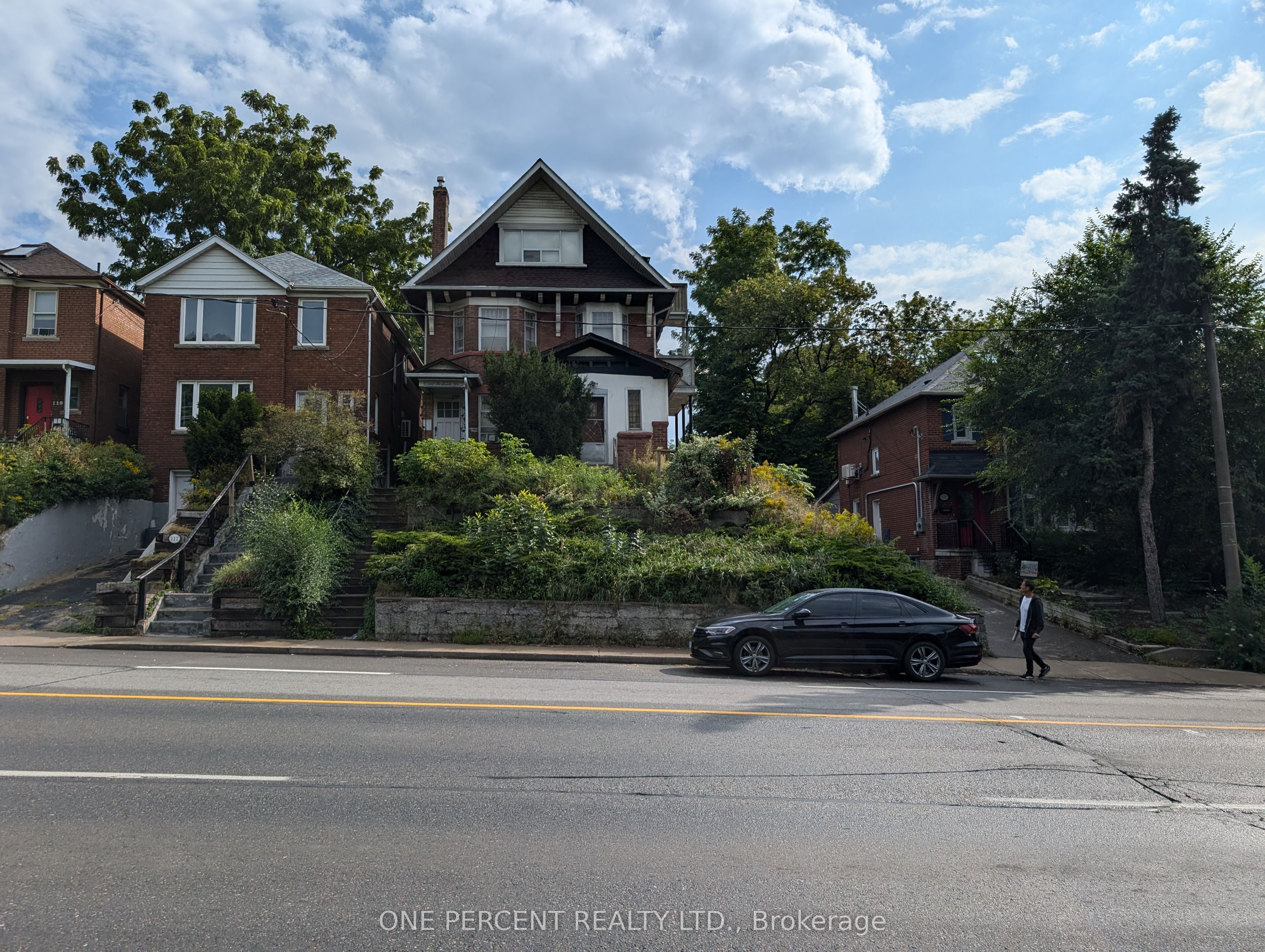 115 Parkside Drive