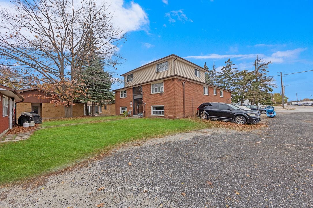 25 Haggert Avenue S
