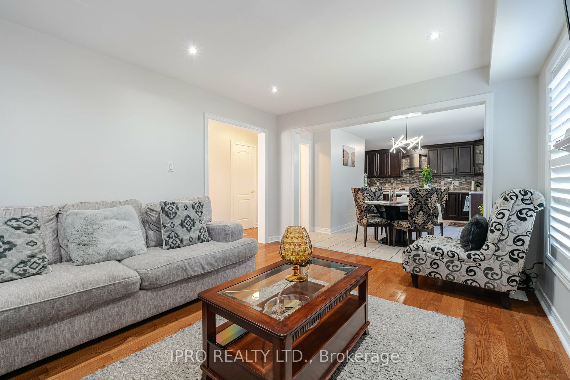 49 Australia Drive