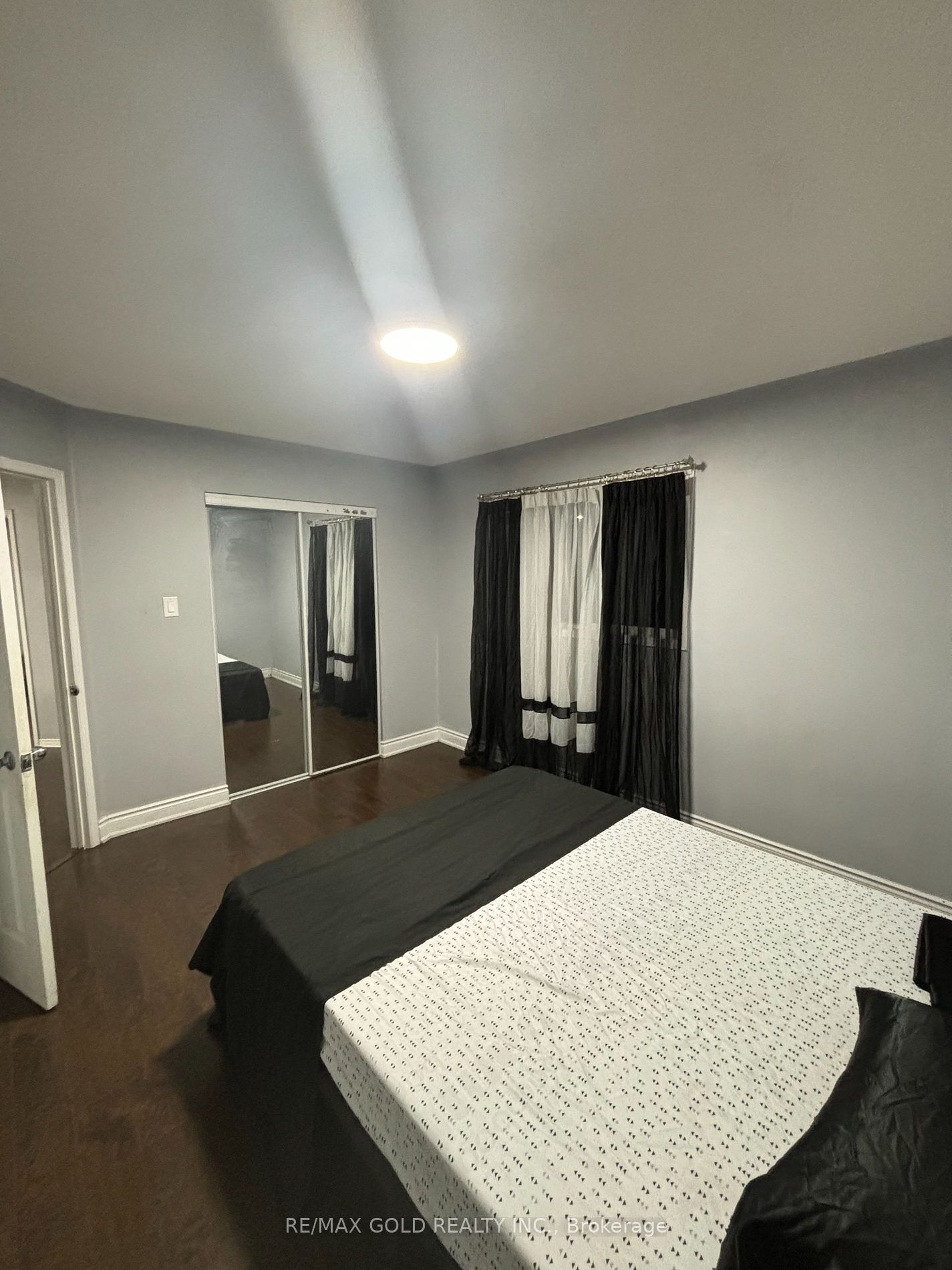 3 Great Plains Street