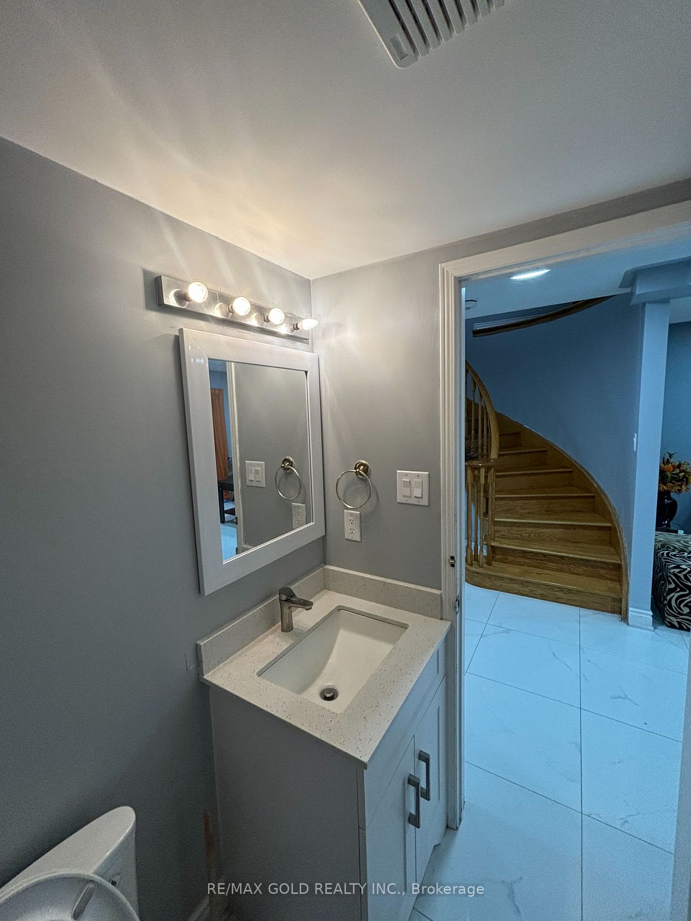 3 Great Plains Street