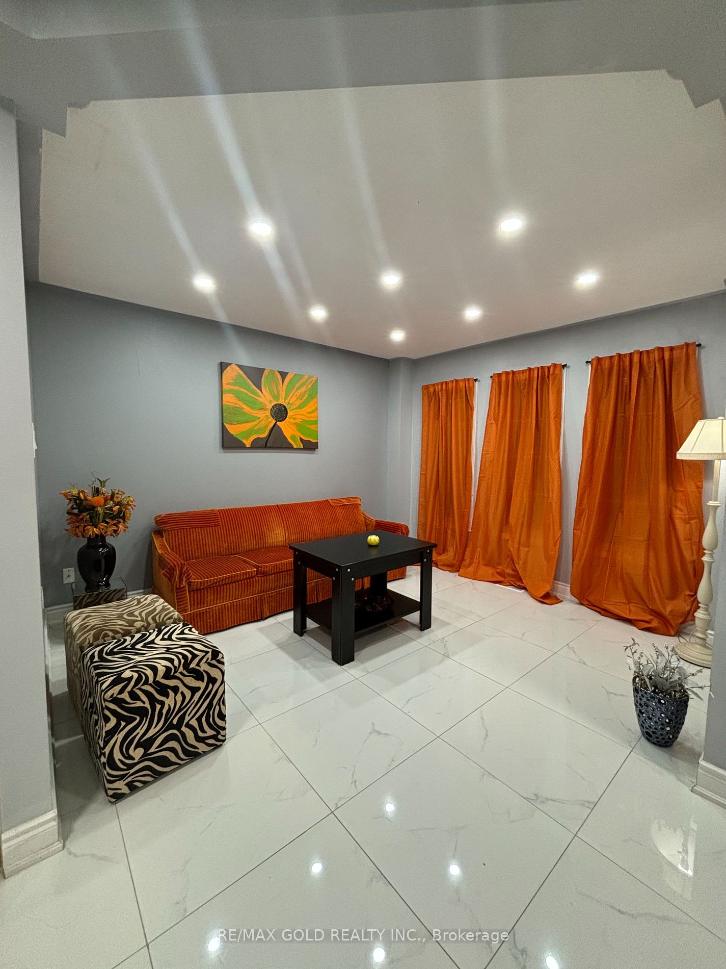 3 Great Plains Street