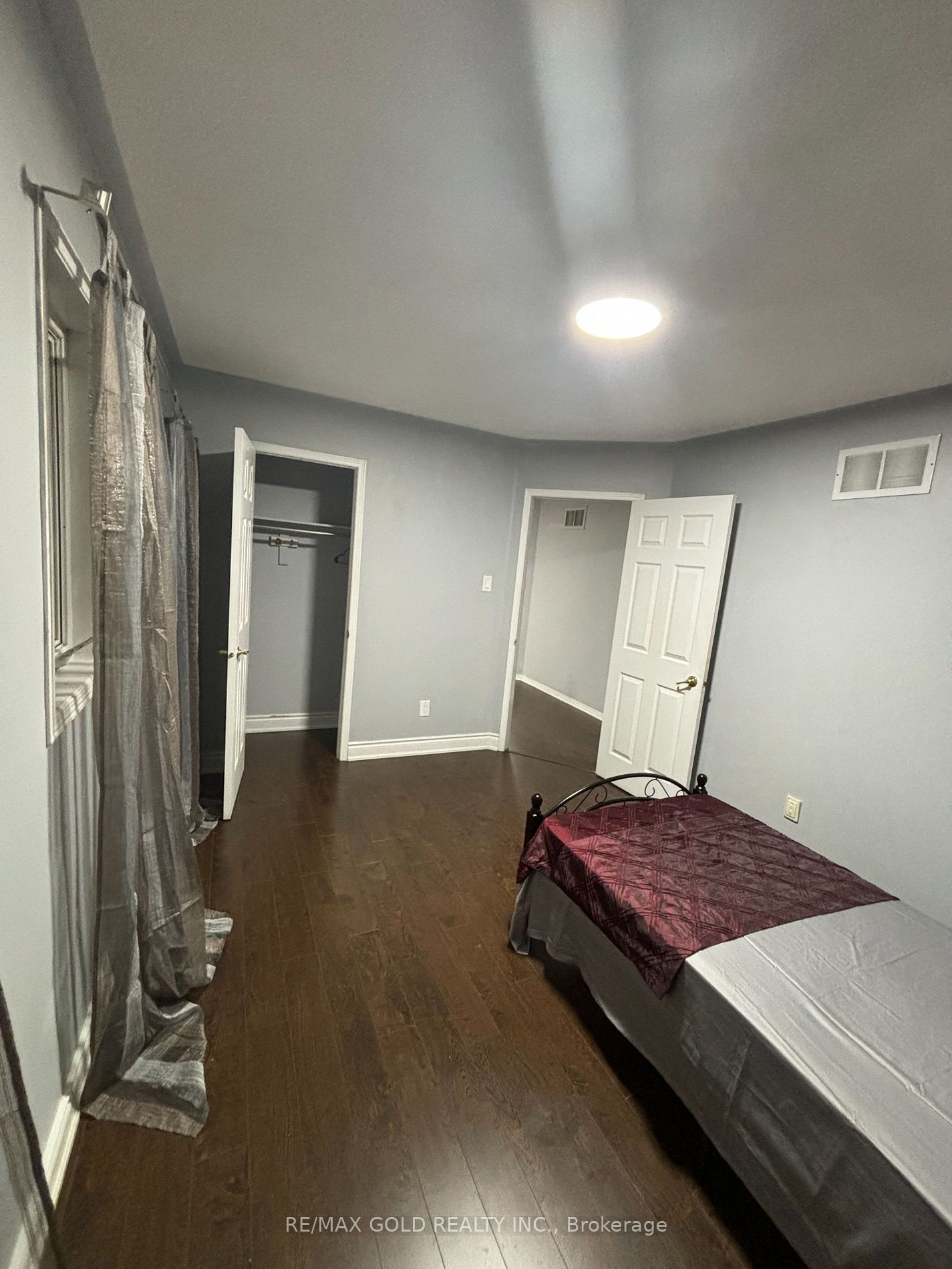3 Great Plains Street