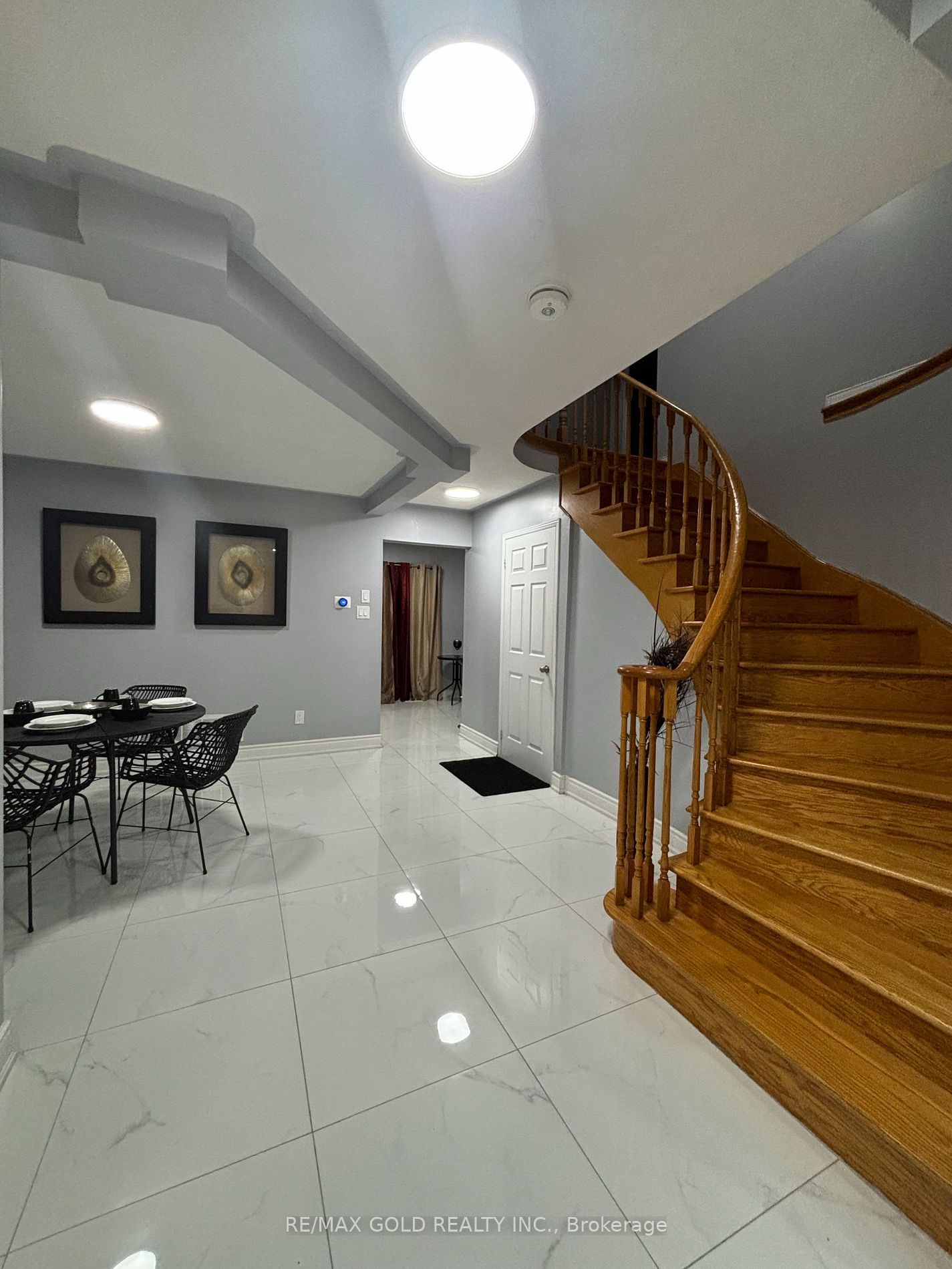 3 Great Plains Street
