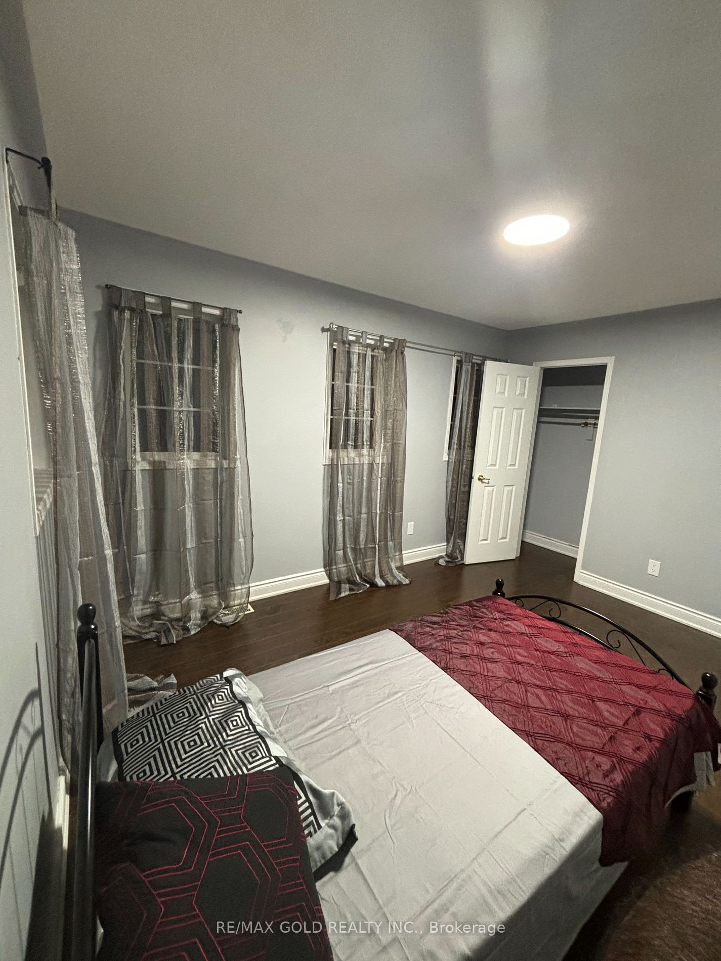 3 Great Plains Street