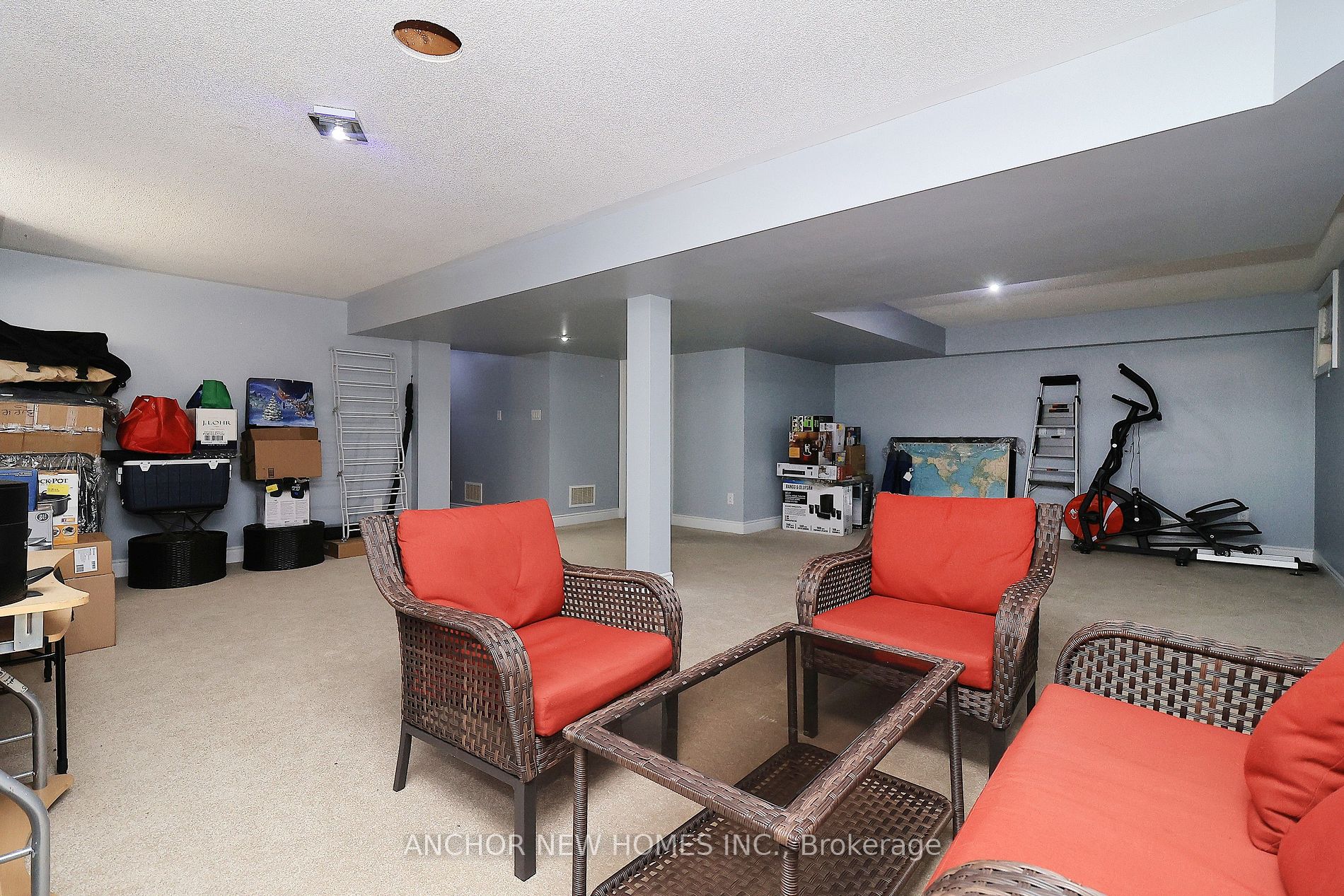 25 Ingleborough Drive