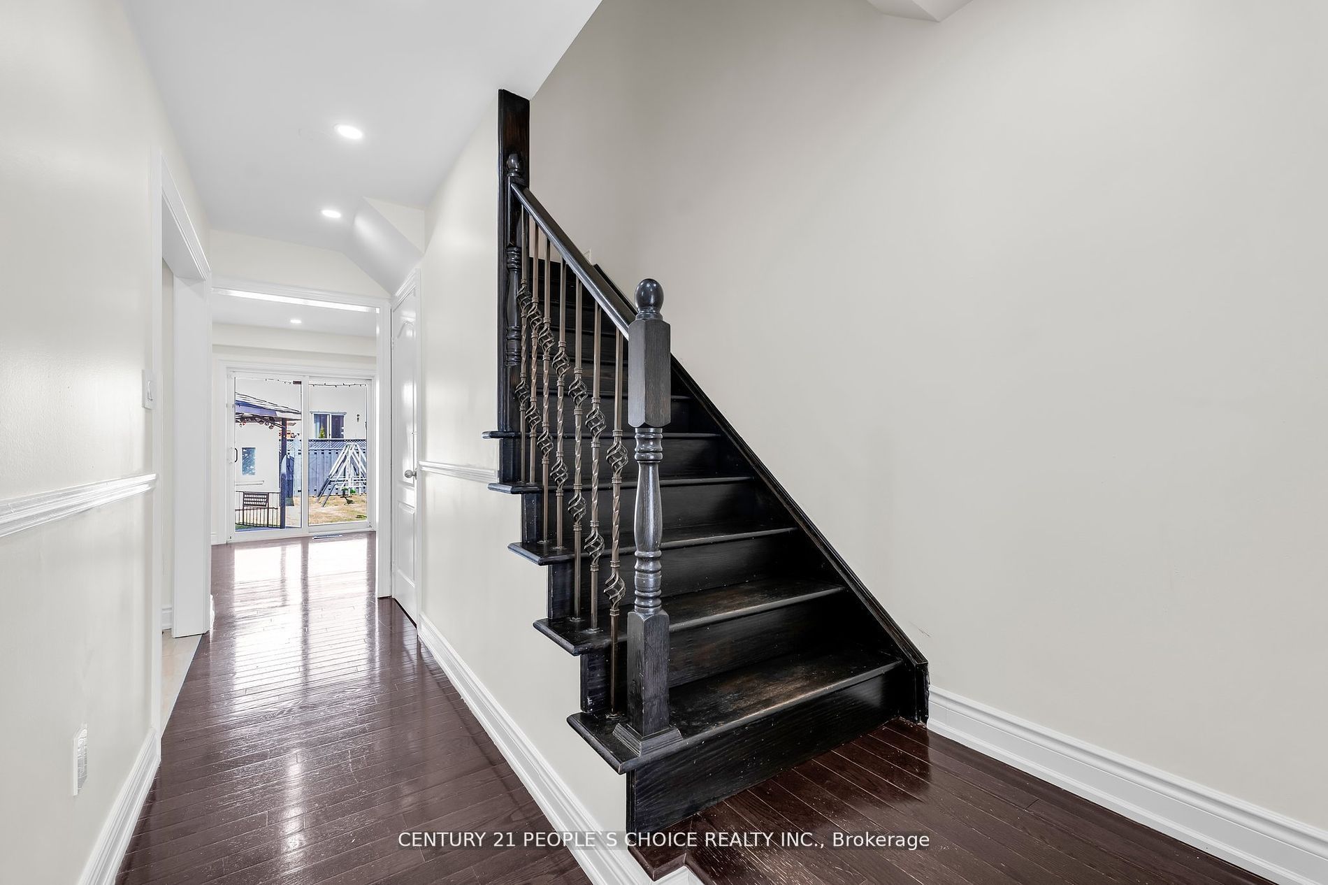 46 Studebaker Trail