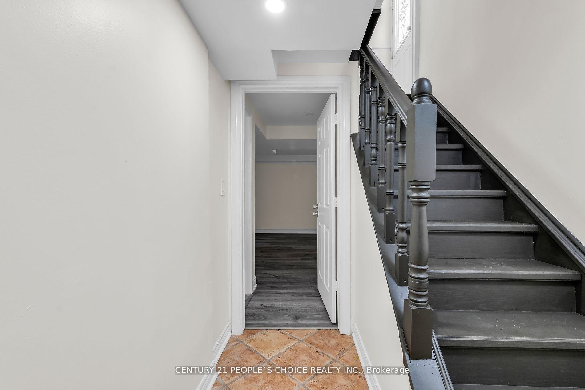 46 Studebaker Trail