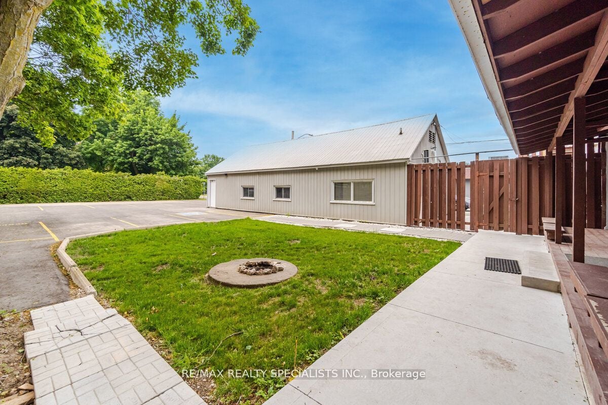 521 Guelph Street