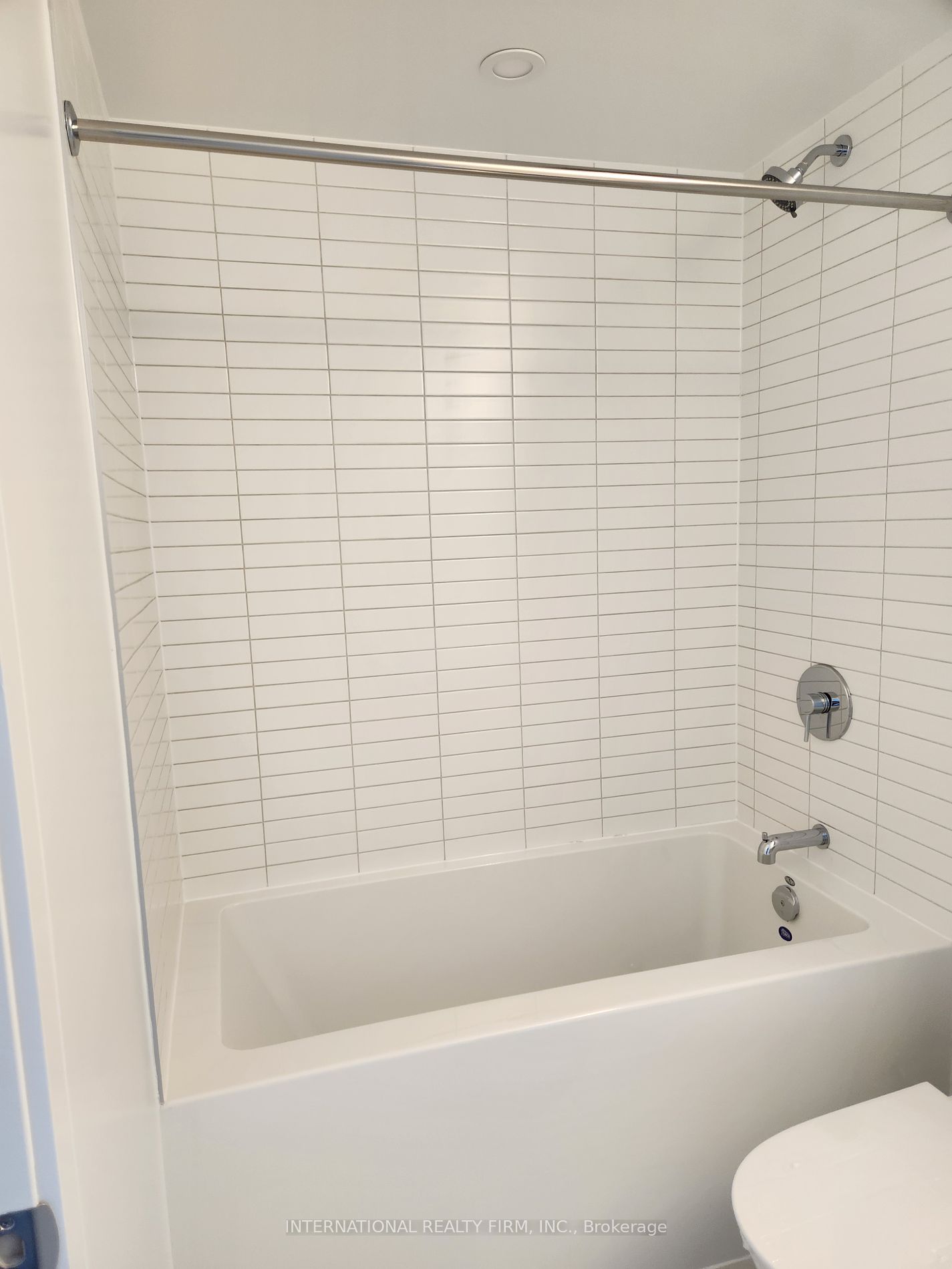 86 Dundas Street E #1101