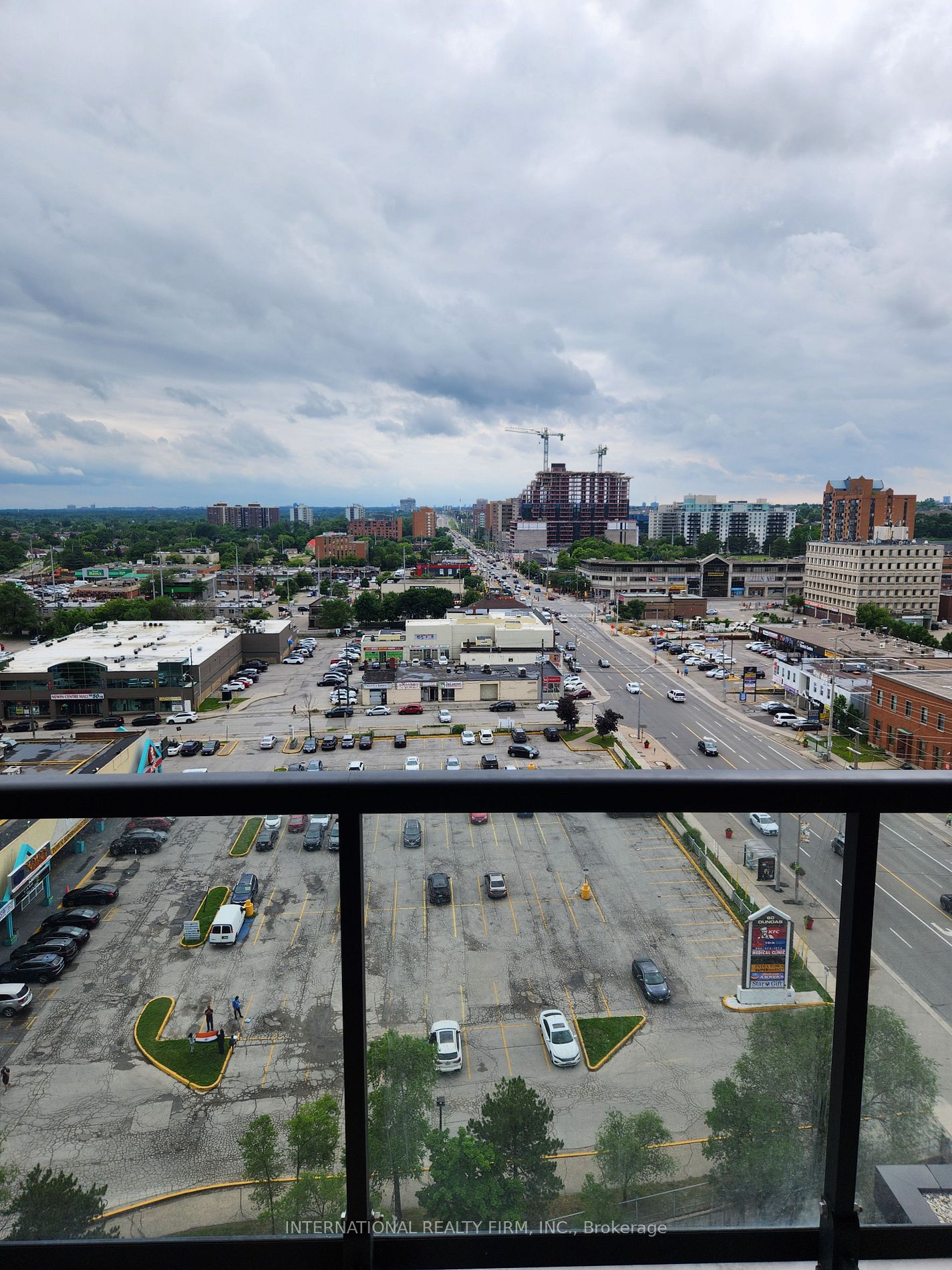 86 Dundas Street E #1101