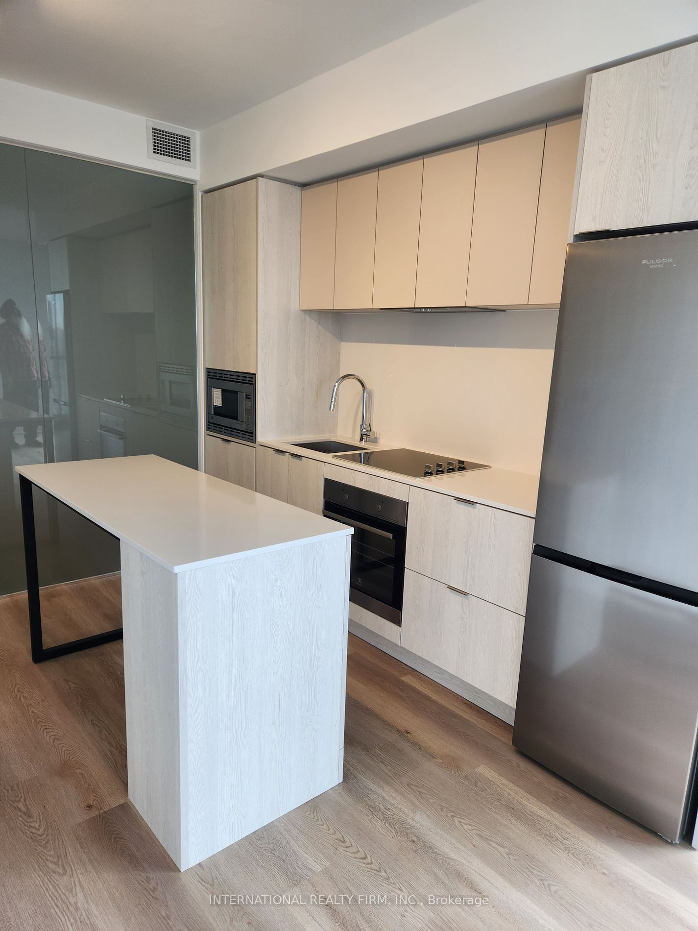 86 Dundas Street E #1101
