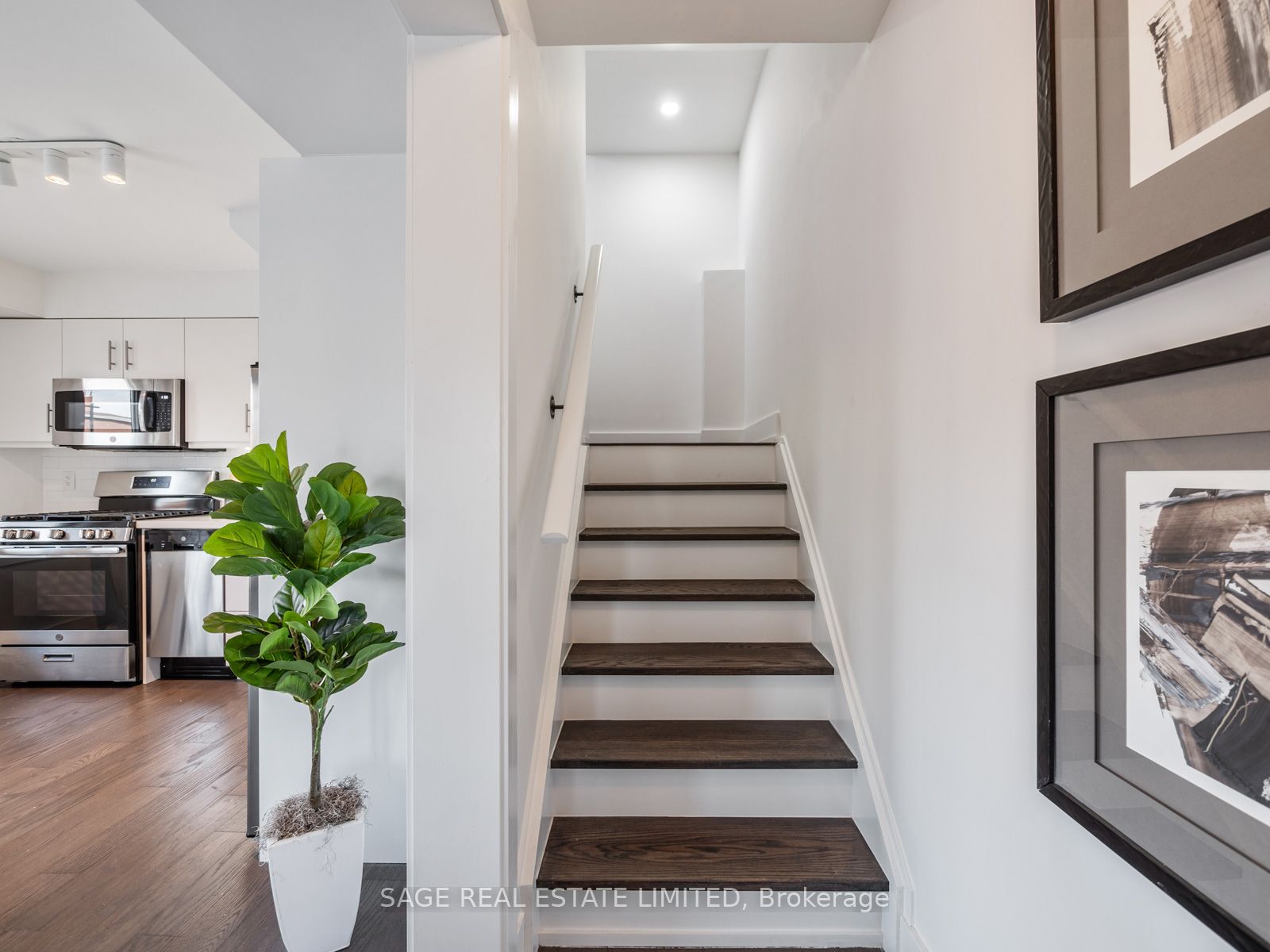 1183 Dufferin Street, #108