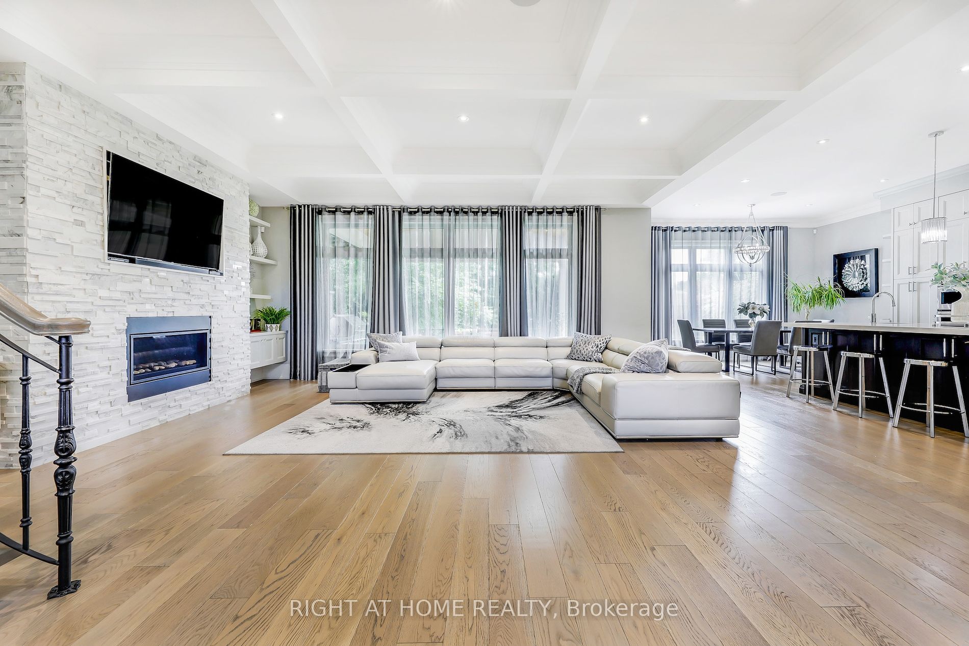 484 Avonwood Drive