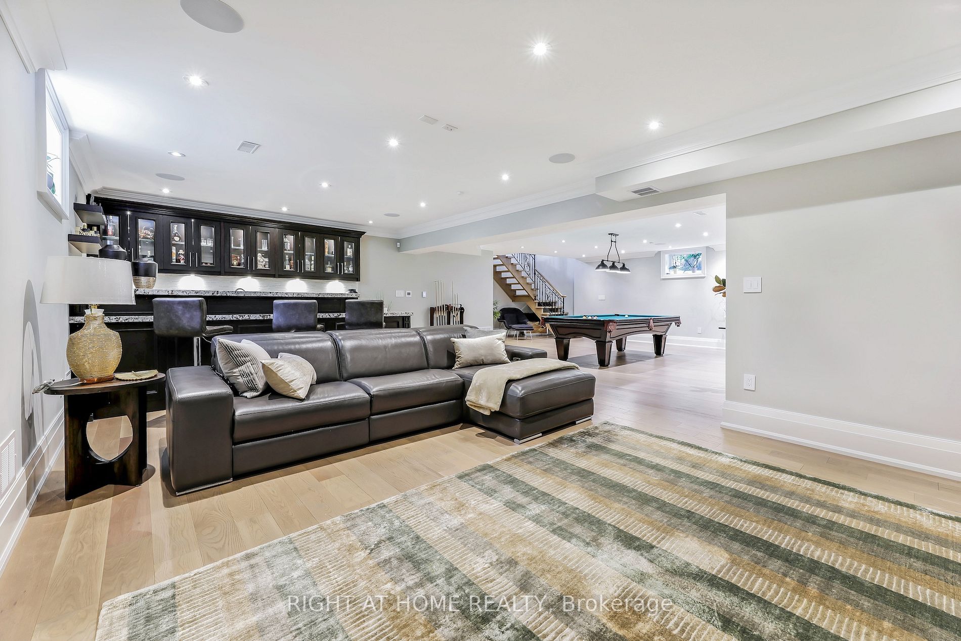 484 Avonwood Drive