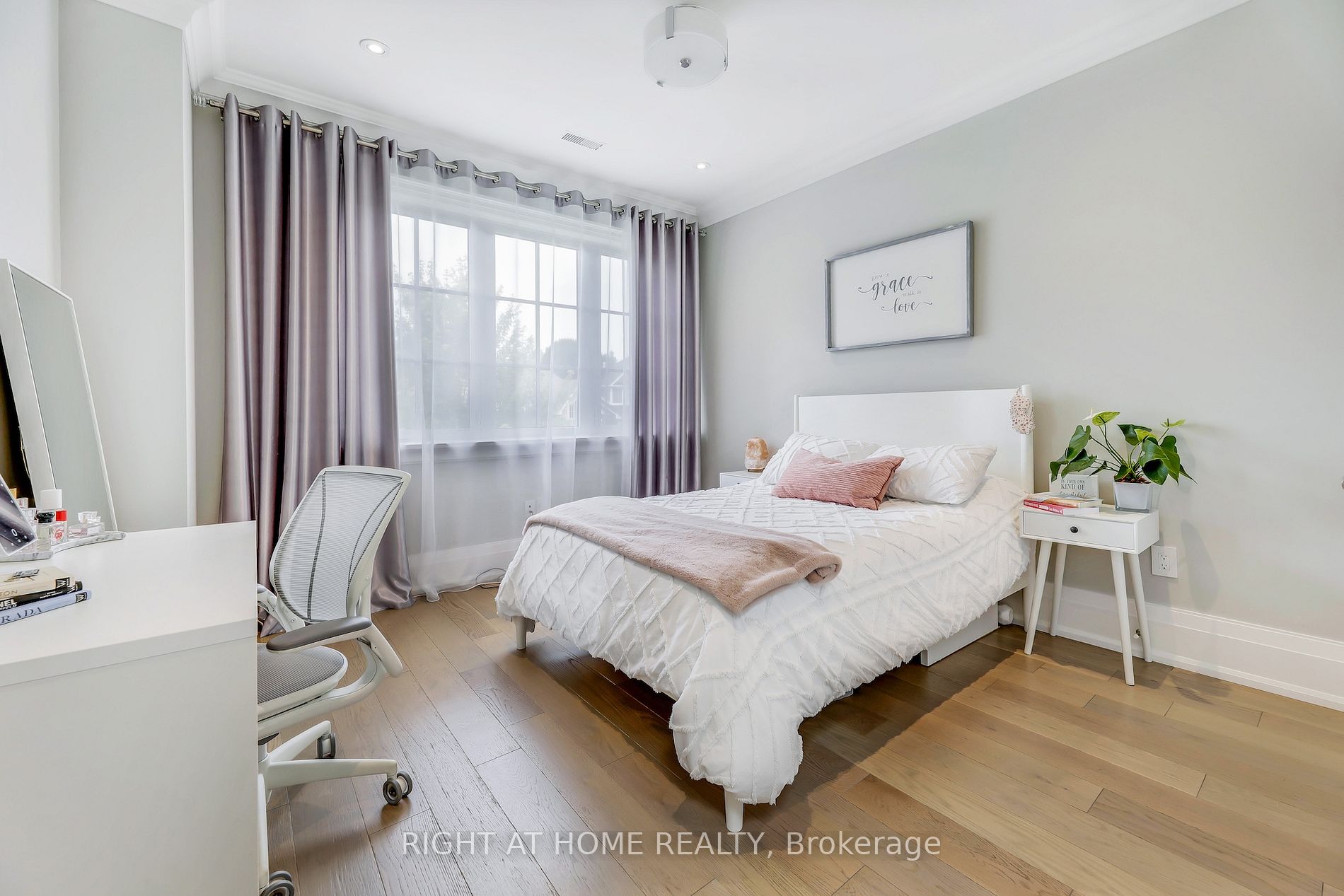 484 Avonwood Drive