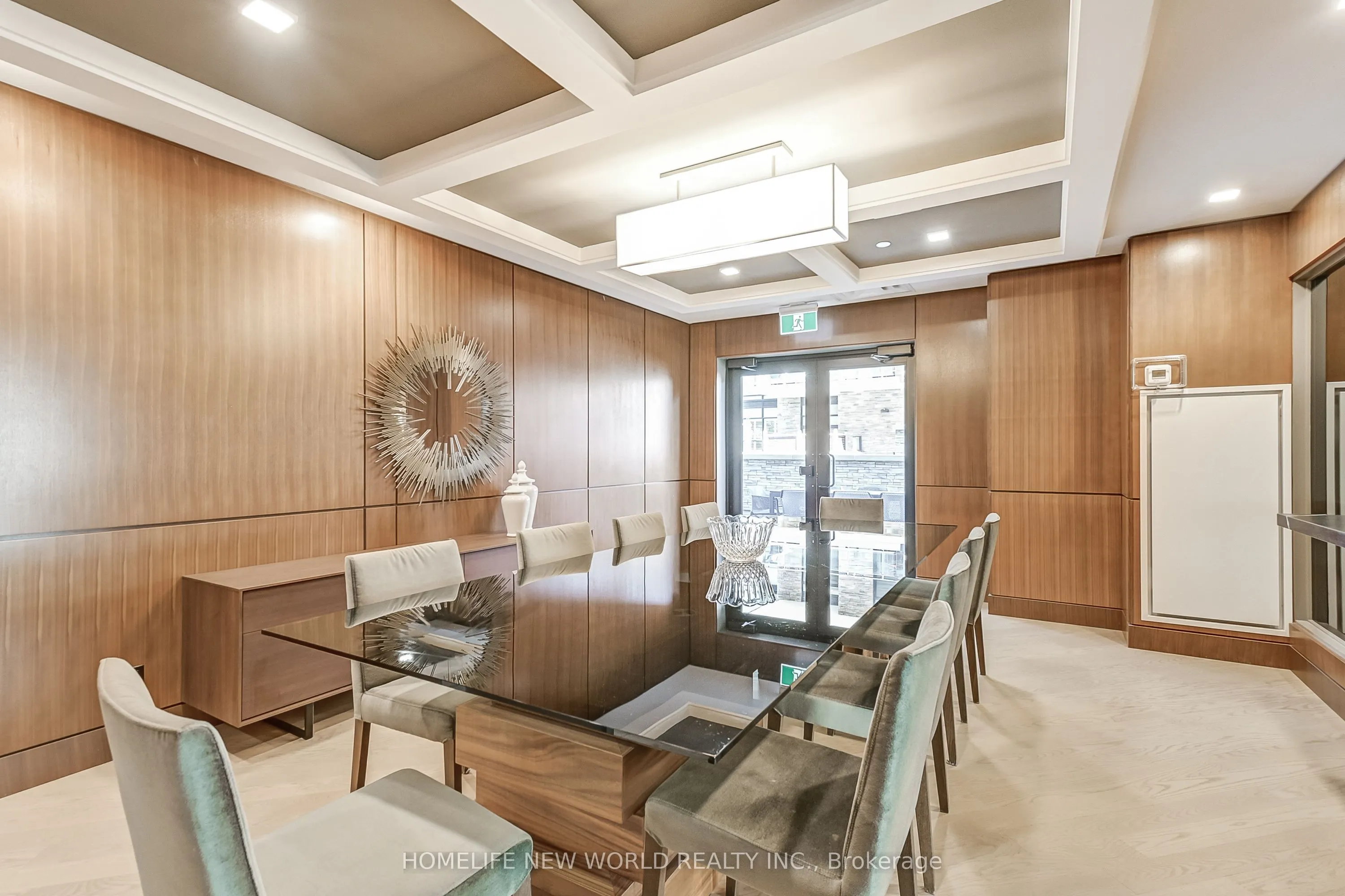1575 Lakeshore Road W #GR17