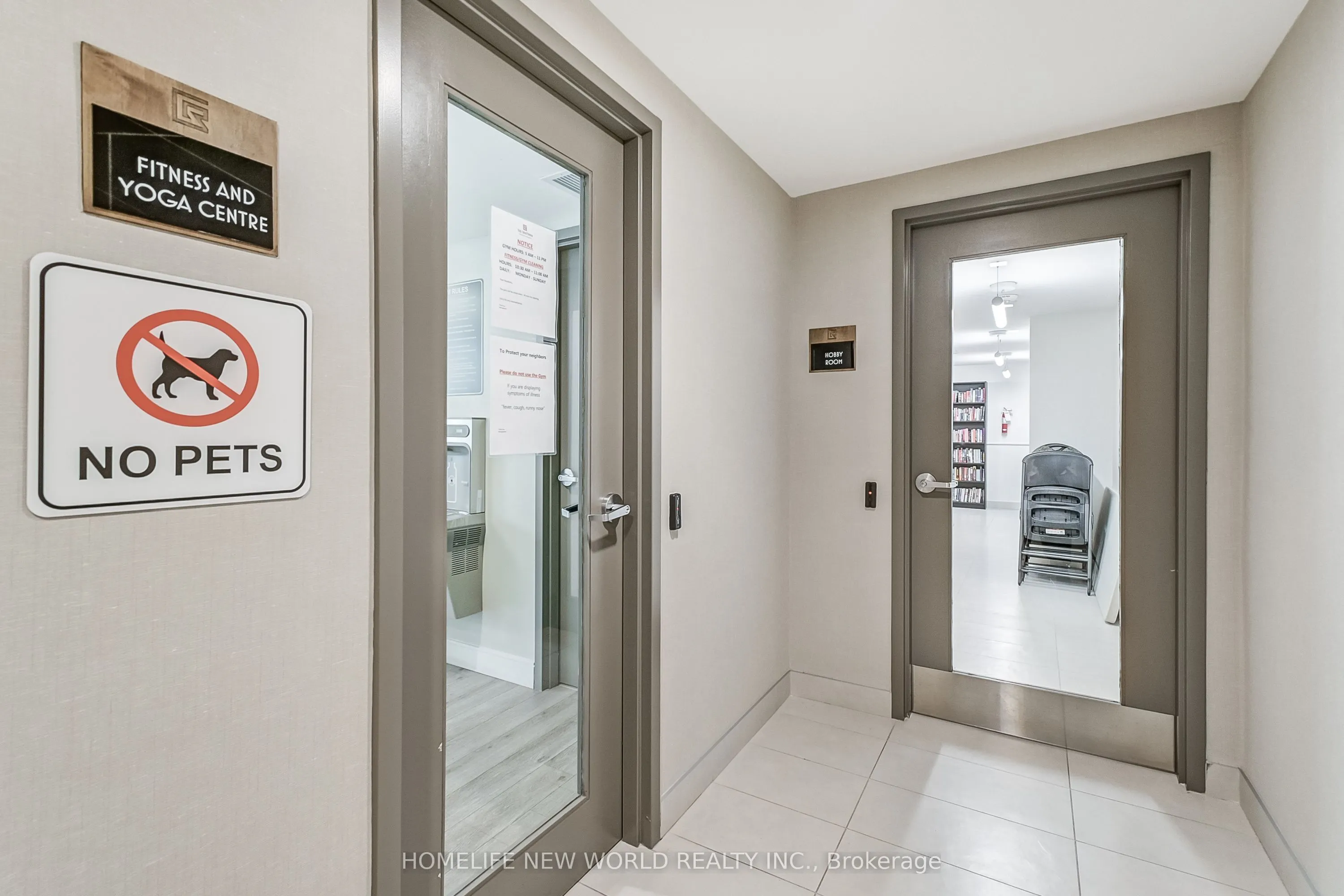 1575 Lakeshore Road W #GR17