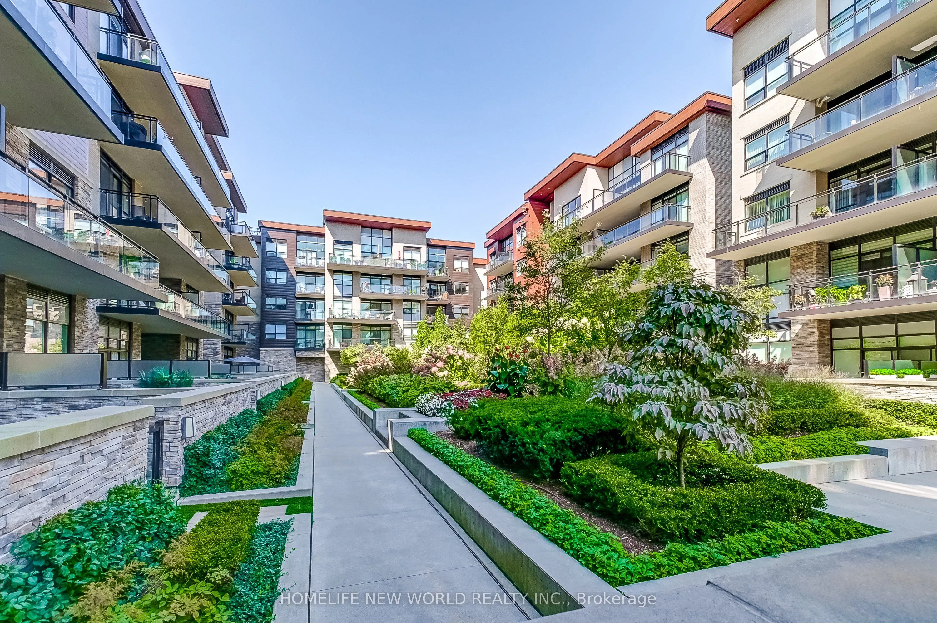 1575 Lakeshore Road W #GR17